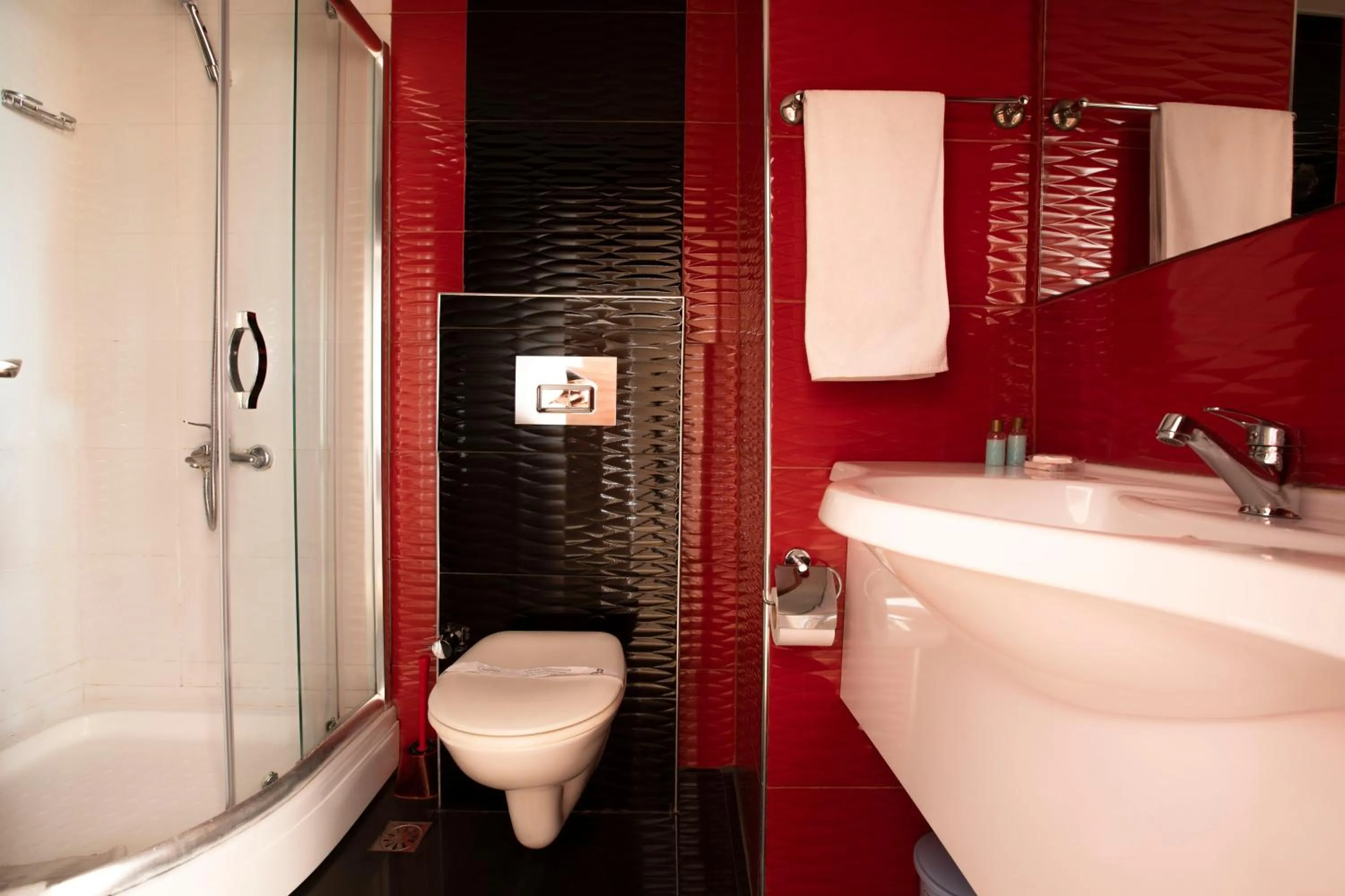 Bathroom in Kristal Beach Hotel