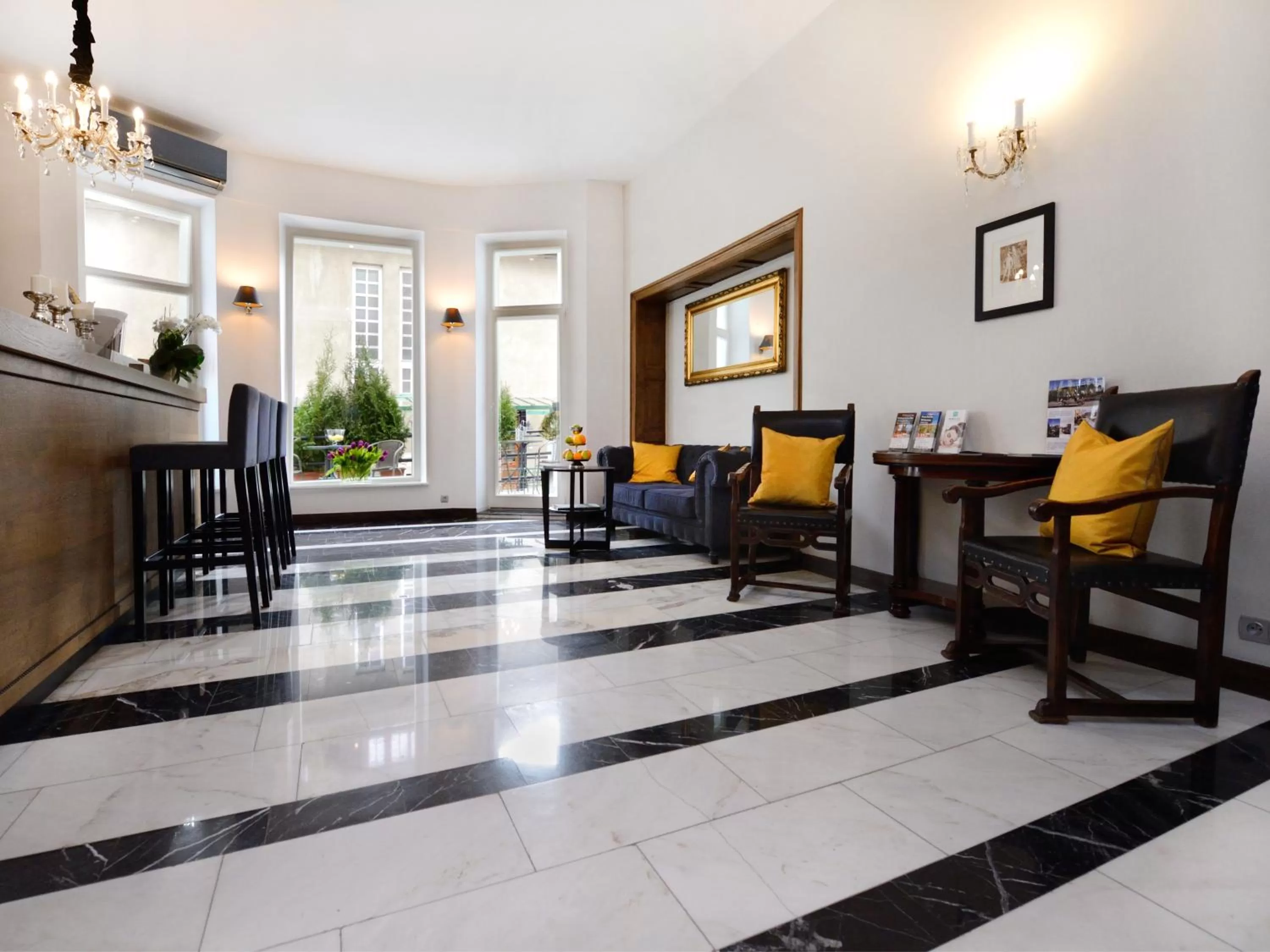 Lobby or reception in Grottger Luxury Boutique Hotel City