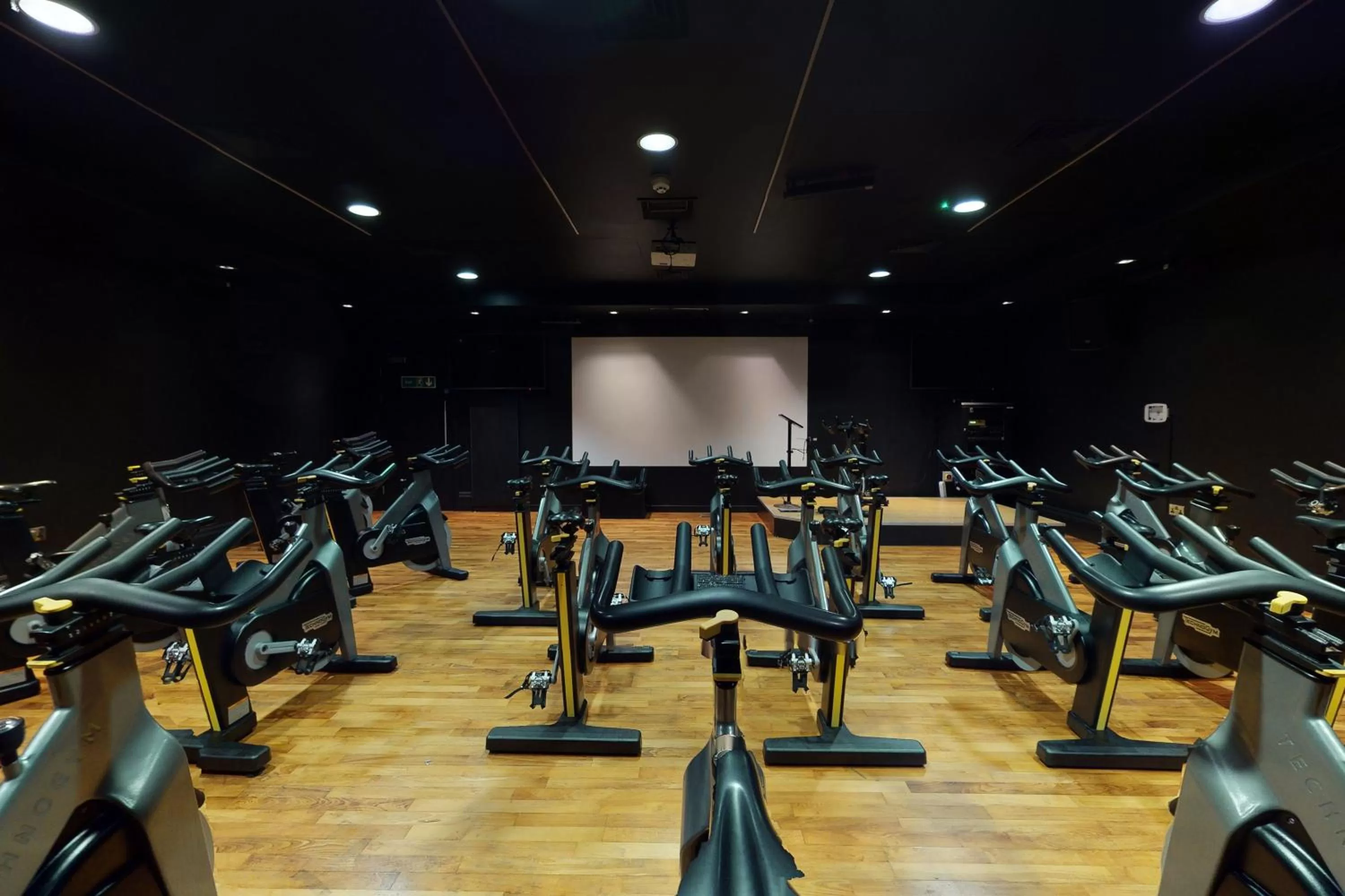 Fitness centre/facilities in Village Hotel Leeds South