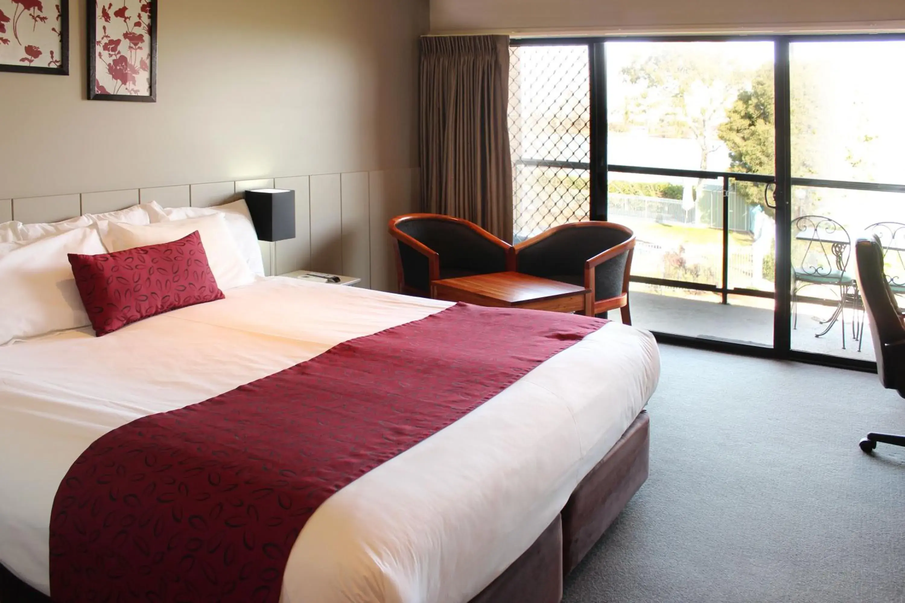 Bed in Club Mulwala Resort Bed in Club Mulwala Resort