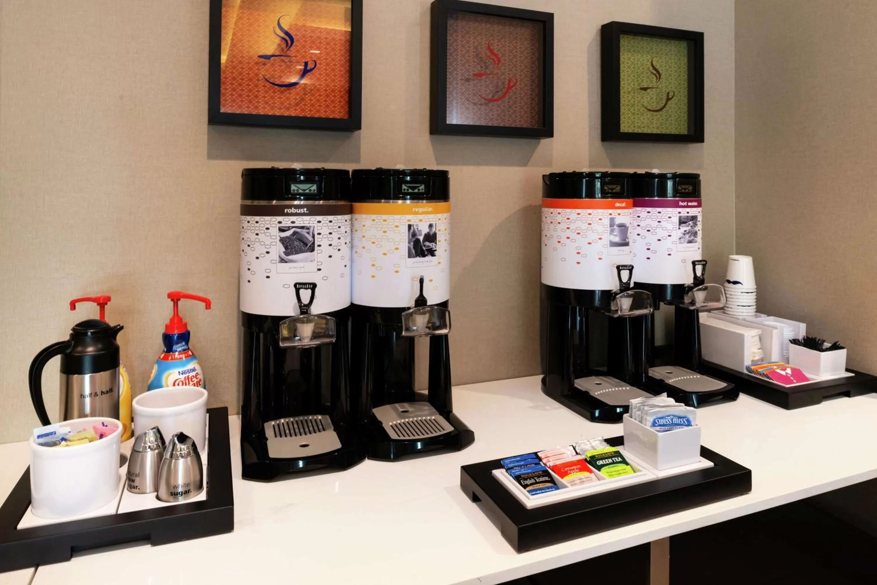 Coffee/tea facilities in Hampton Inn & Suites Buena Park