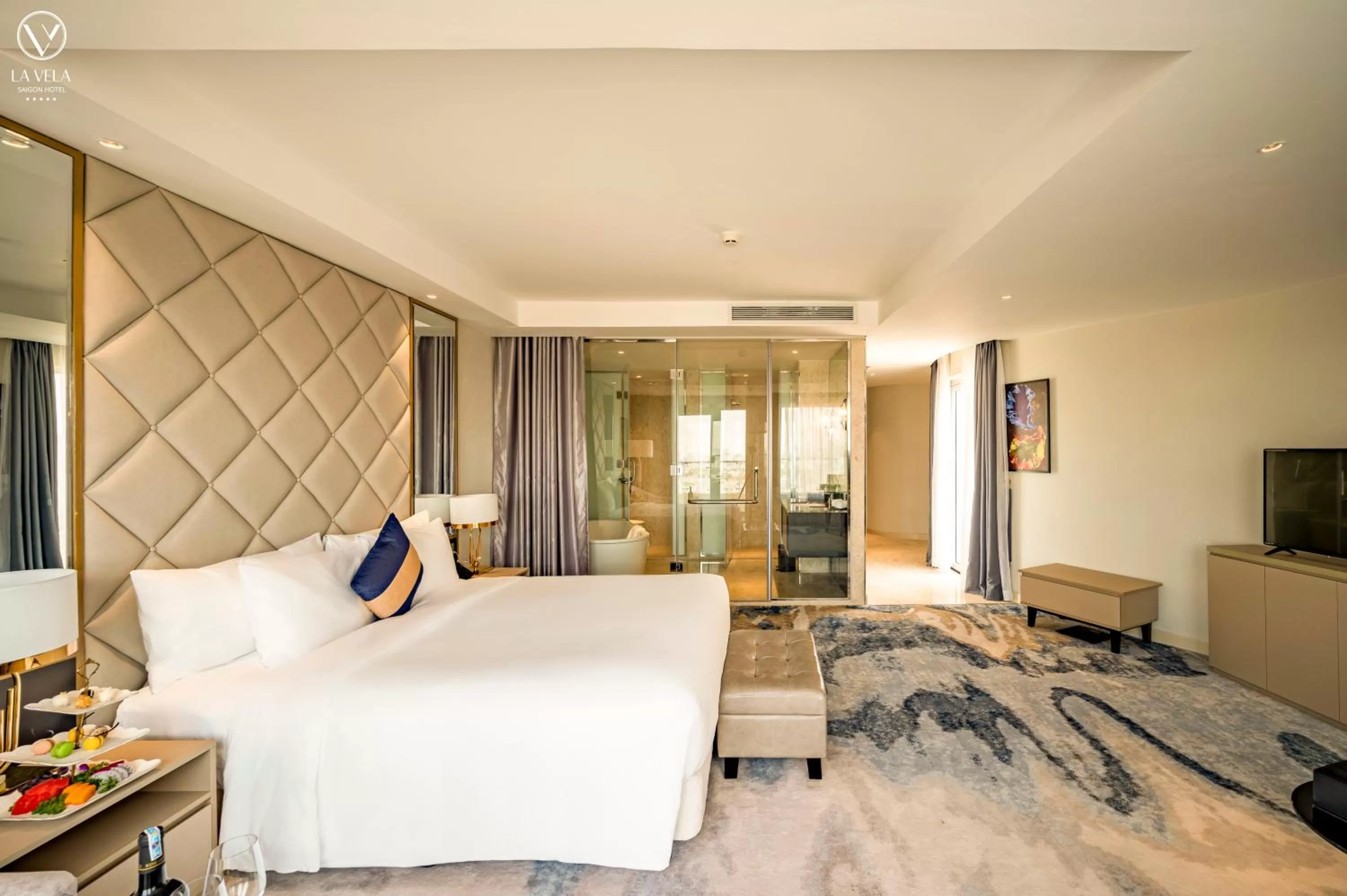 Bedroom, Bed in La Vela Saigon Hotel