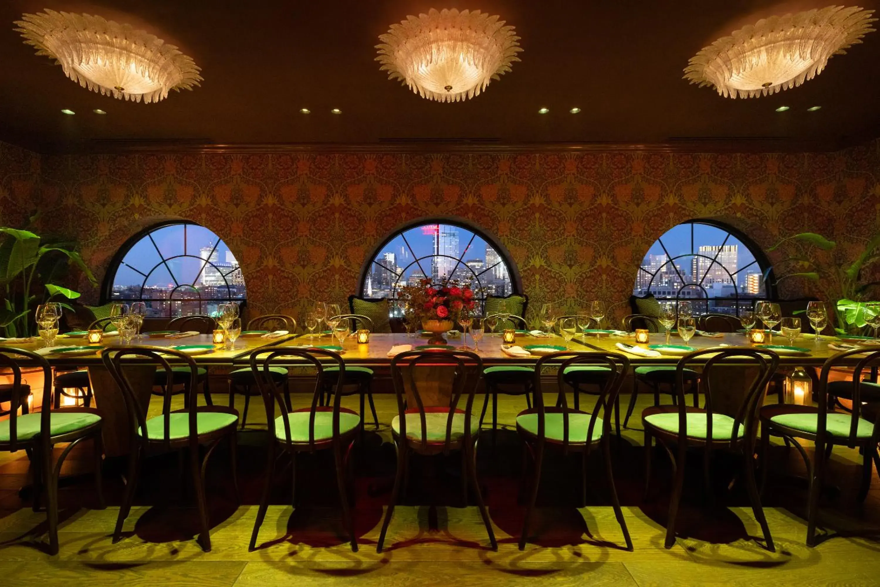 Restaurant/places to eat in The Newbury Boston Restaurant/places to eat in The Newbury Boston