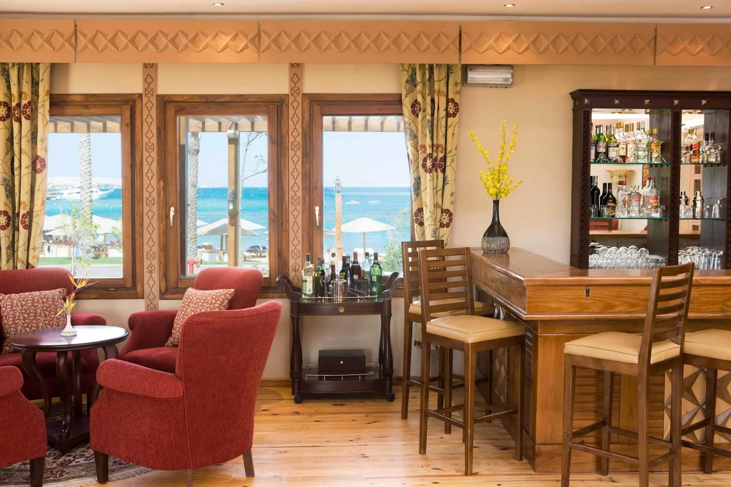 View (from property/room), Lounge/Bar in Steigenberger Aldau Beach Hotel