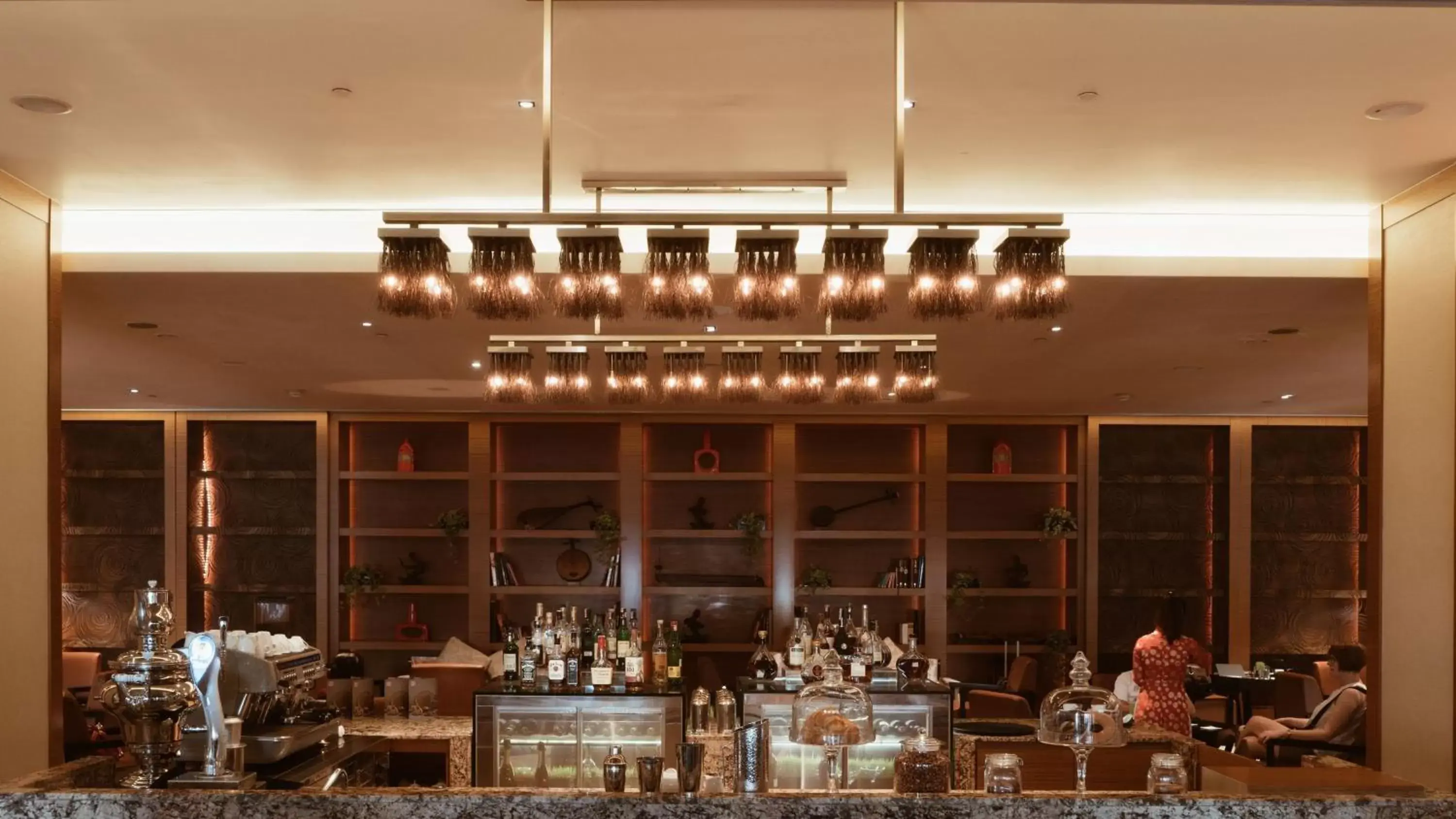 Lounge or bar, Restaurant/Places to Eat in InterContinental Residences Saigon, an IHG Hotel