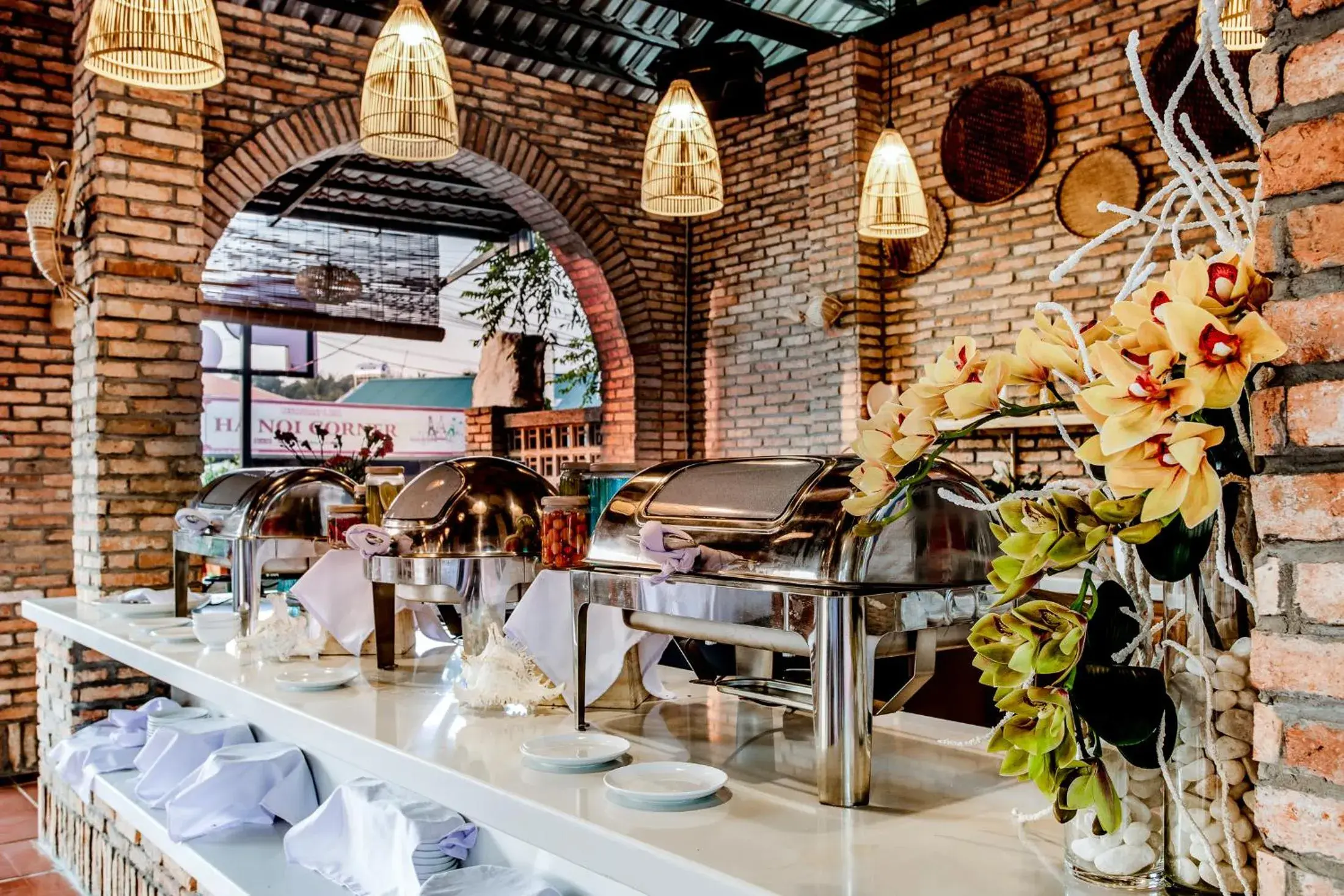 Restaurant/places to eat in Palm Hills Resort Restaurant/places to eat in Palm Hills Resort