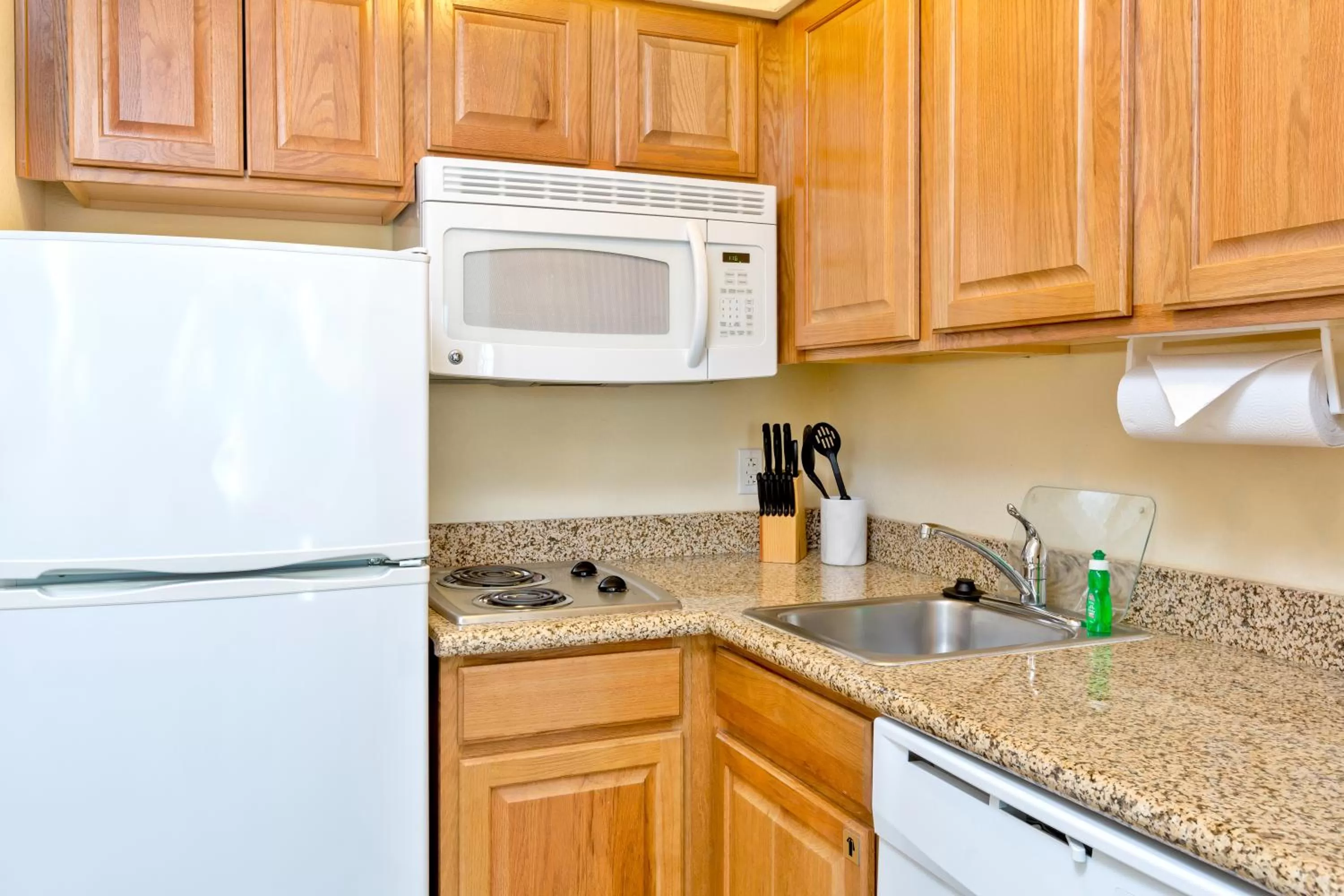 Coffee/tea facilities in Staybridge Suites McAllen by IHG