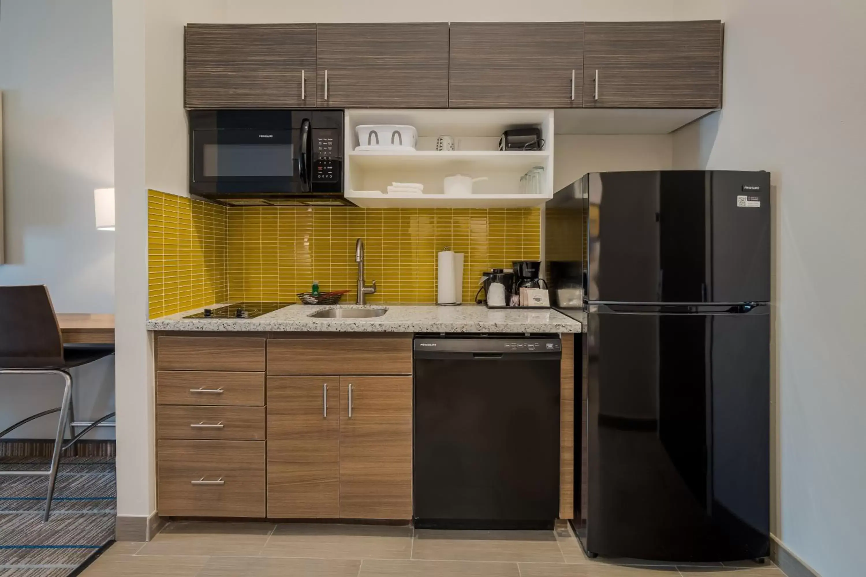 Kitchen/Kitchenette in Hawthorn Suites by Wyndham Sulphur