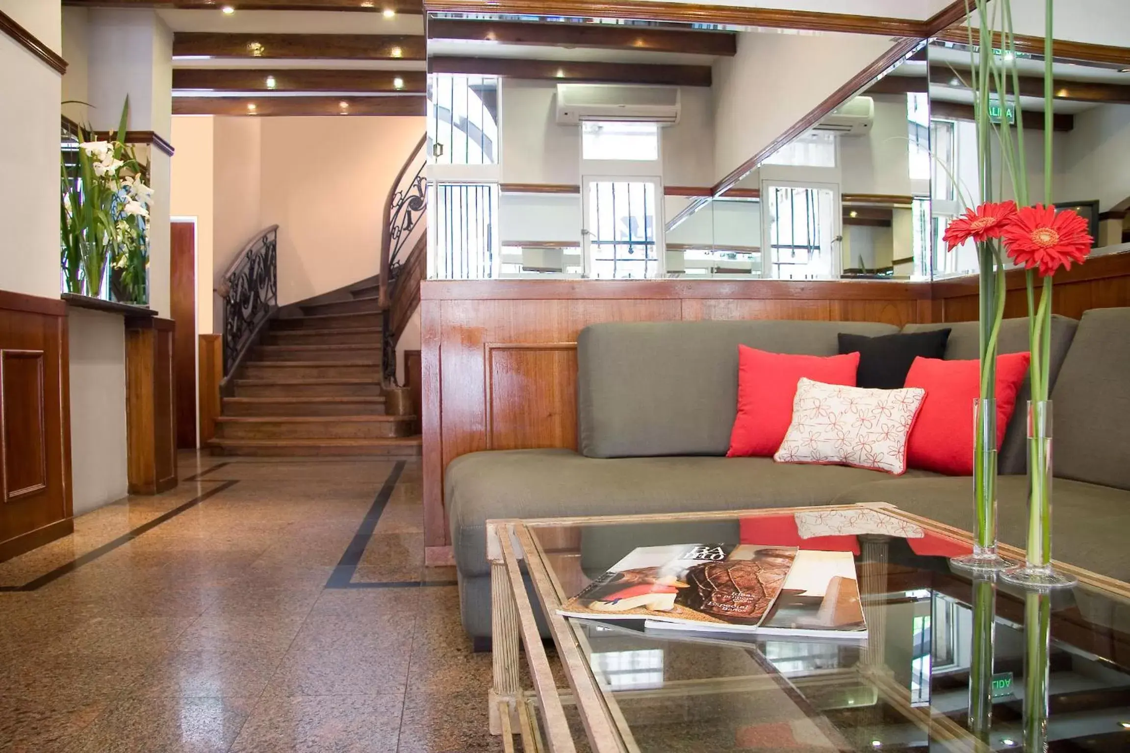 Lobby or reception in Petit Recoleta Suites Lobby or reception in Petit Recoleta Suites