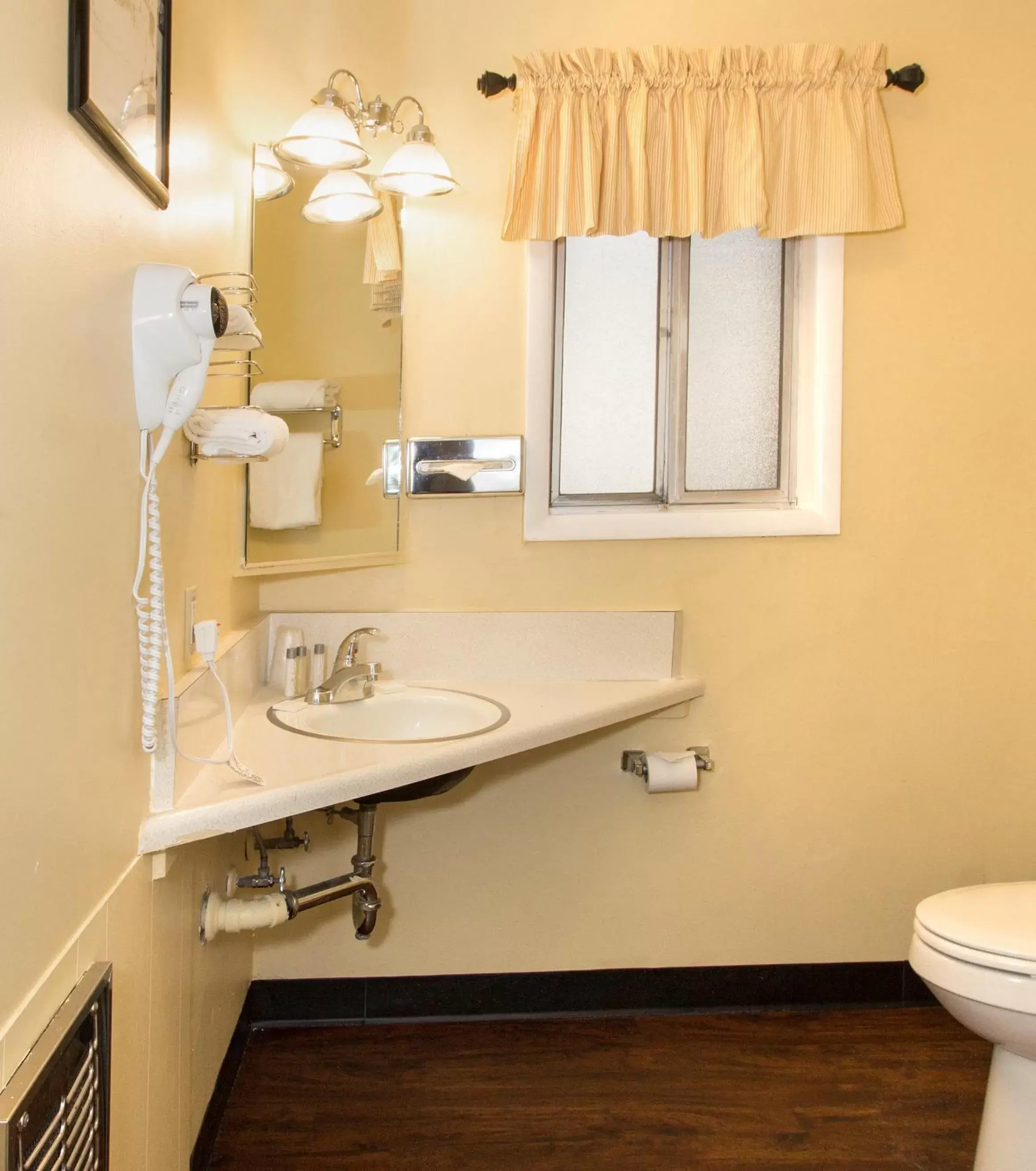 Bathroom in Holiday Haus