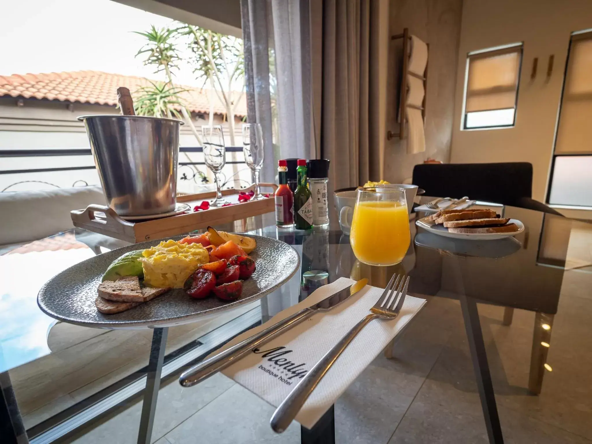 Breakfast in Menlyn Boutique Hotel