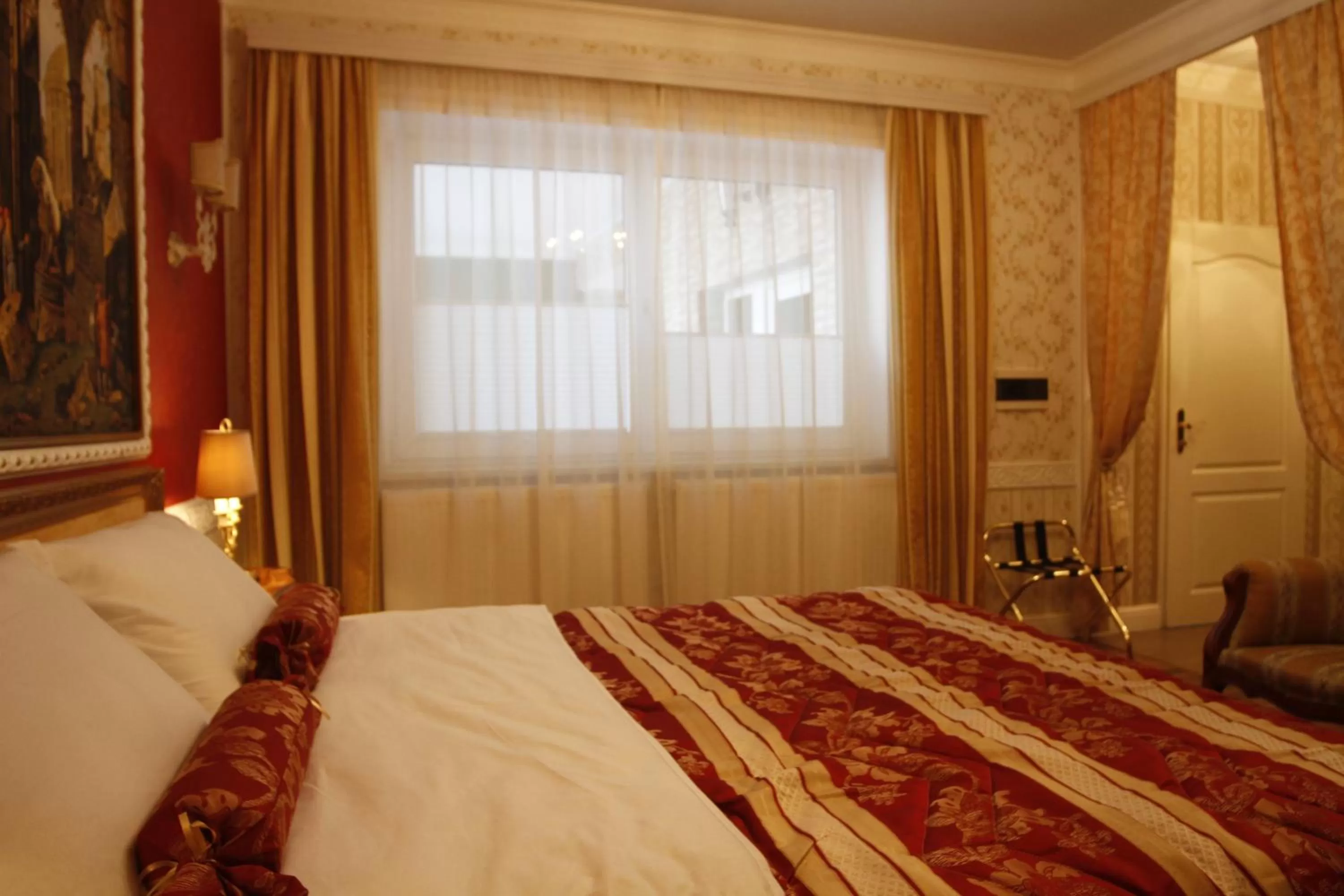 Bed in Villa-Angelina