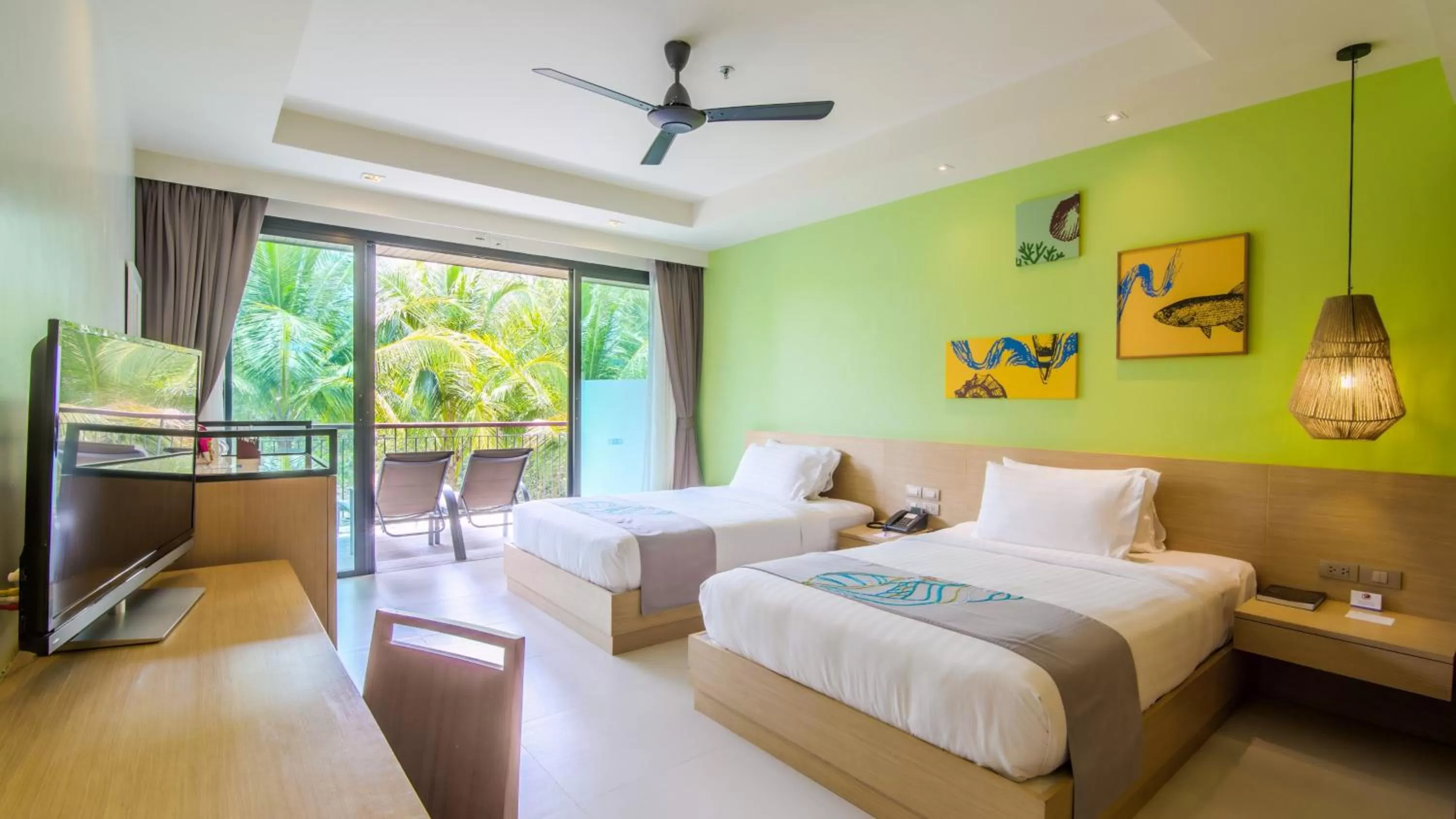 Photo of the whole room, Bed in Holiday Ao Nang Beach Resort, Krabi