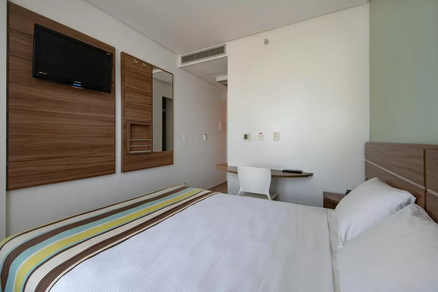 Standard Single Room in Express Vieiralves