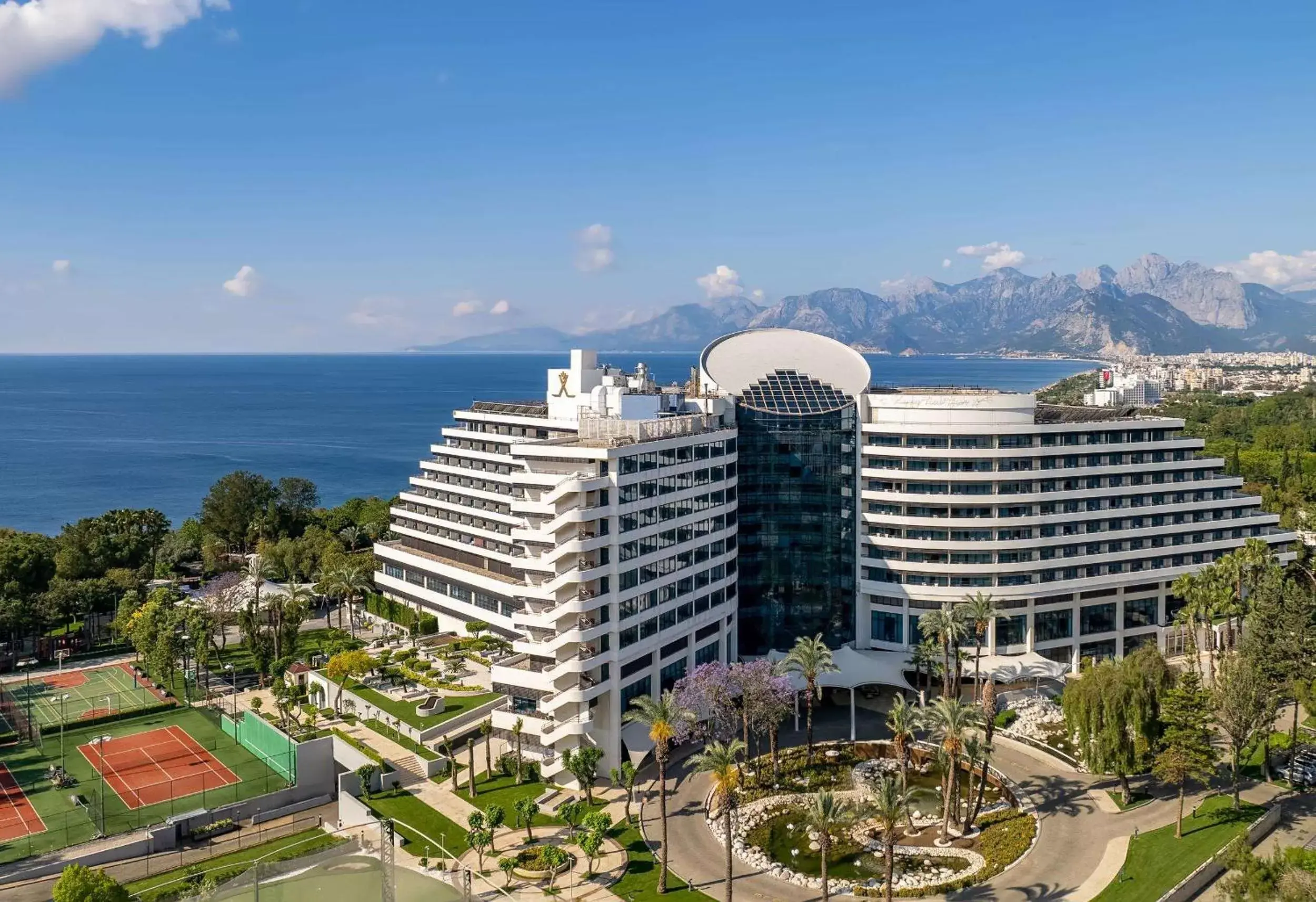 Property building, Bird's-eye View in Rixos Downtown Antalya All Inclusive - The Land of Legends Access