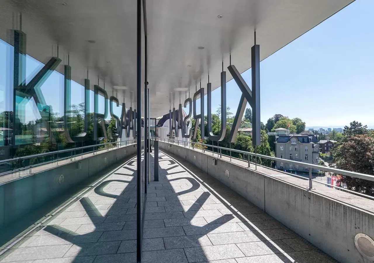 Facade/entrance in Swissôtel Kursaal Bern