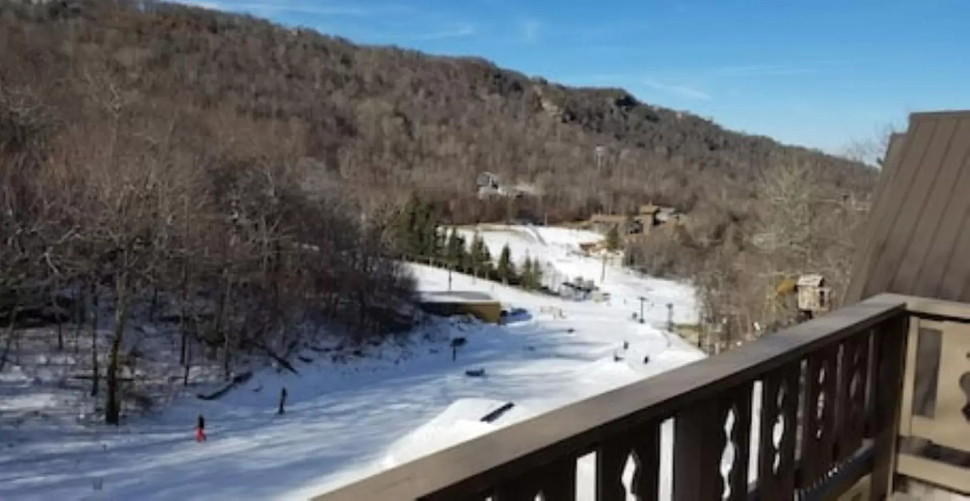 Mountain view, Winter in Cedar Village Condominiums