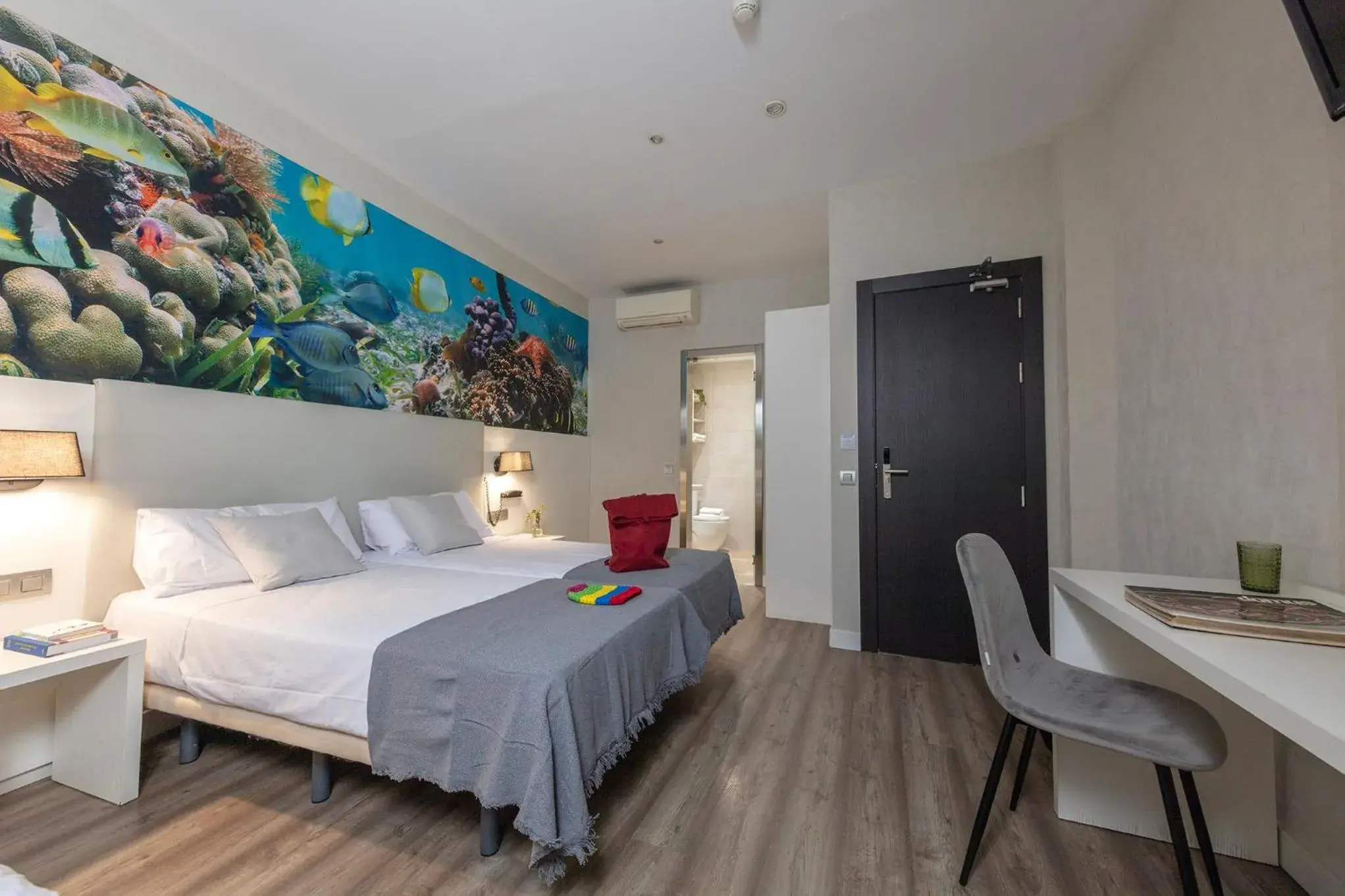 Double or Twin Room in Standbyme Ramblas Double or Twin Room in Standbyme Ramblas
