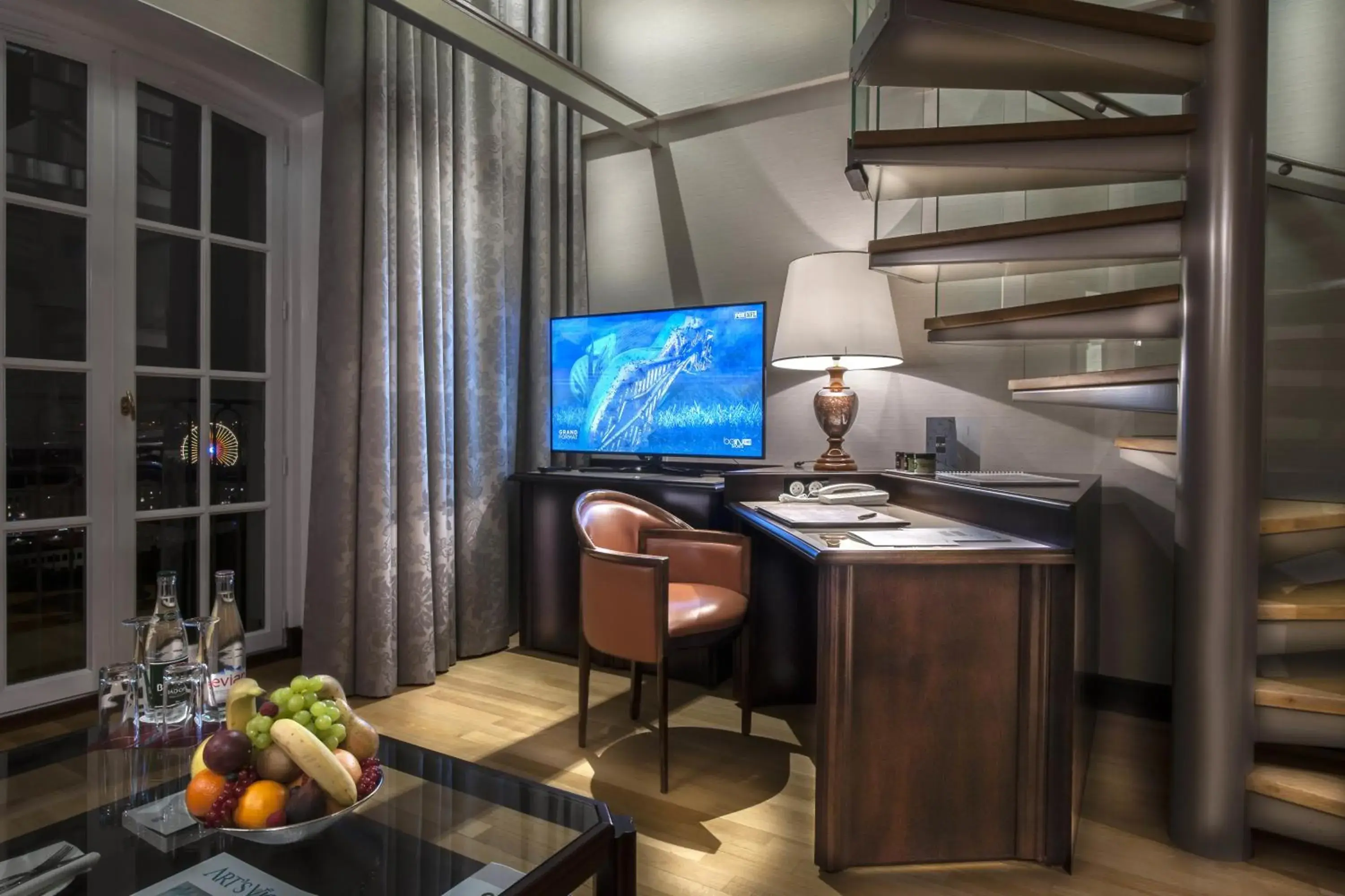 Seating area, TV/Entertainment Center in Villa Florentine