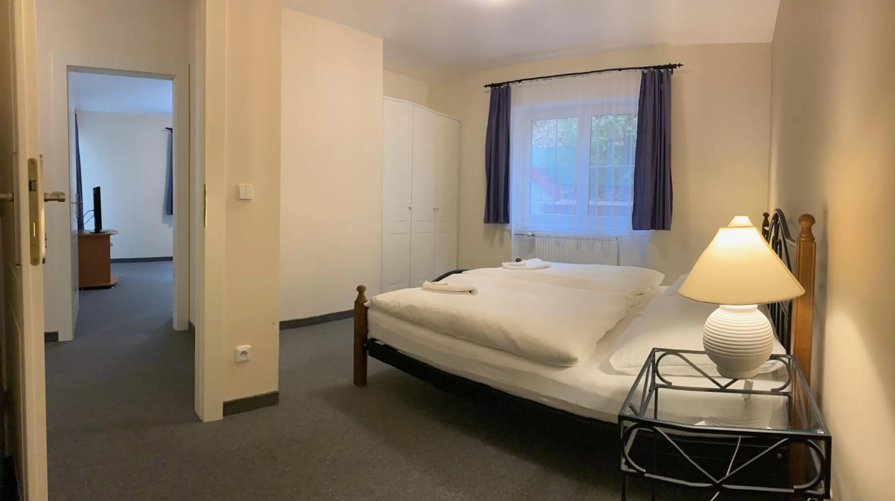 Bedroom, Bed in Apartma La Provence