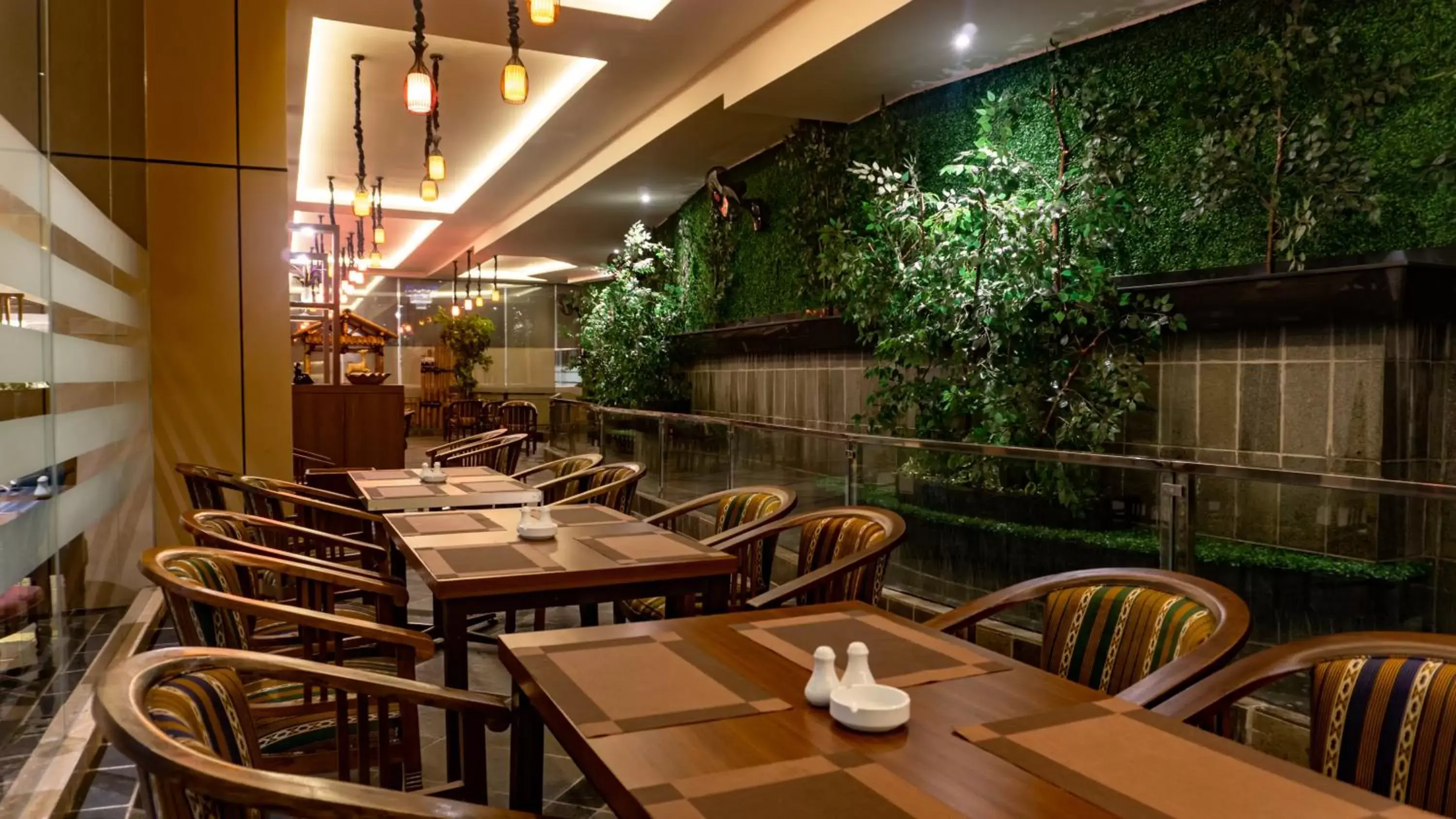 Restaurant/places to eat in Grand Sunshine Resort & Convention Restaurant/places to eat in Grand Sunshine Resort & Convention