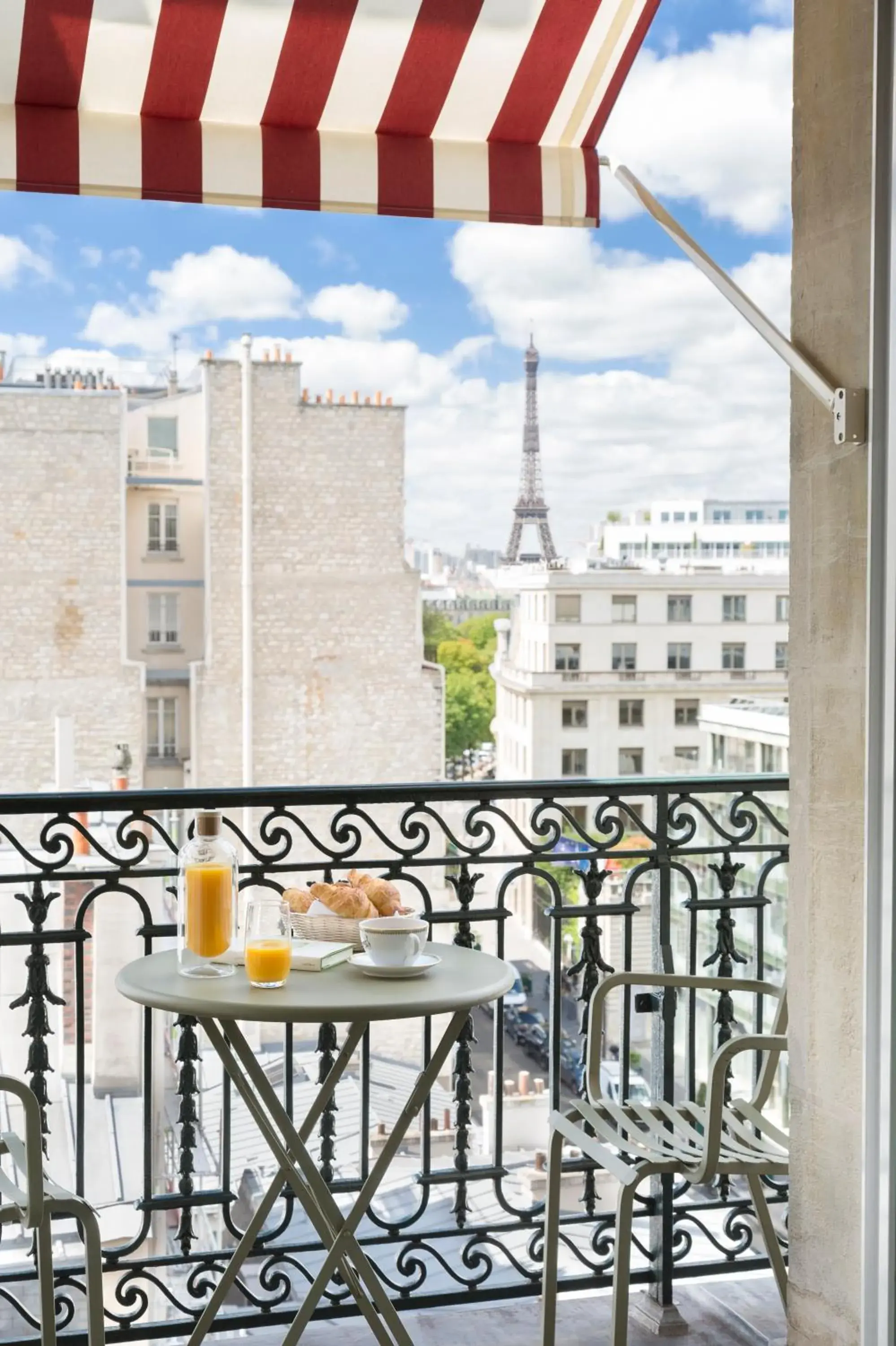 View (from property/room), Balcony/Terrace in Le Bristol Paris - an Oetker Collection Hotel