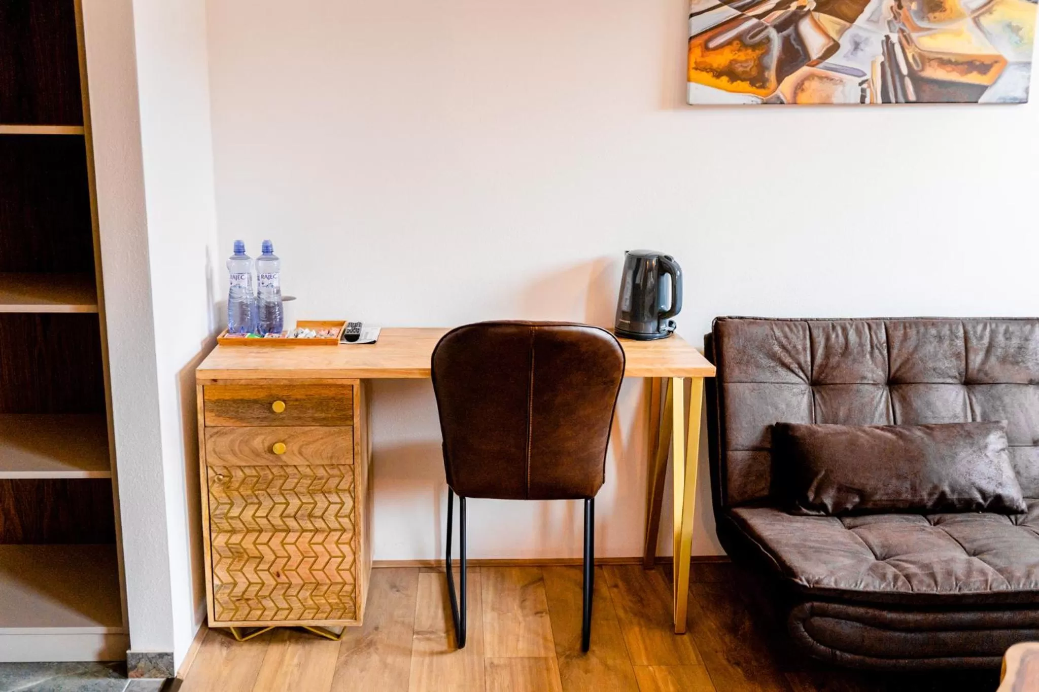 Coffee/tea facilities in JEZ&SPI Sušice