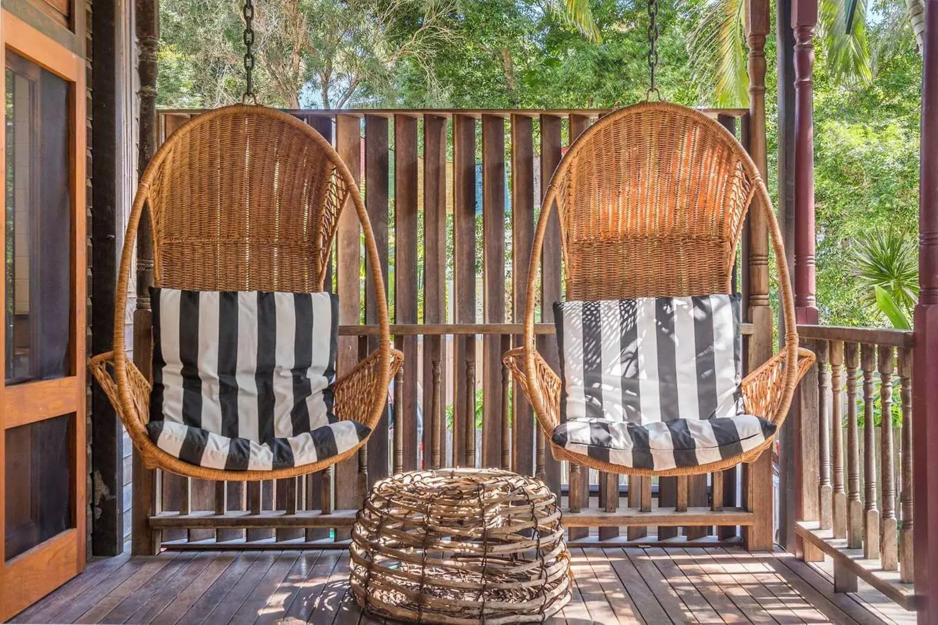 Day, Seating Area in A PERFECT STAY - Longhouse