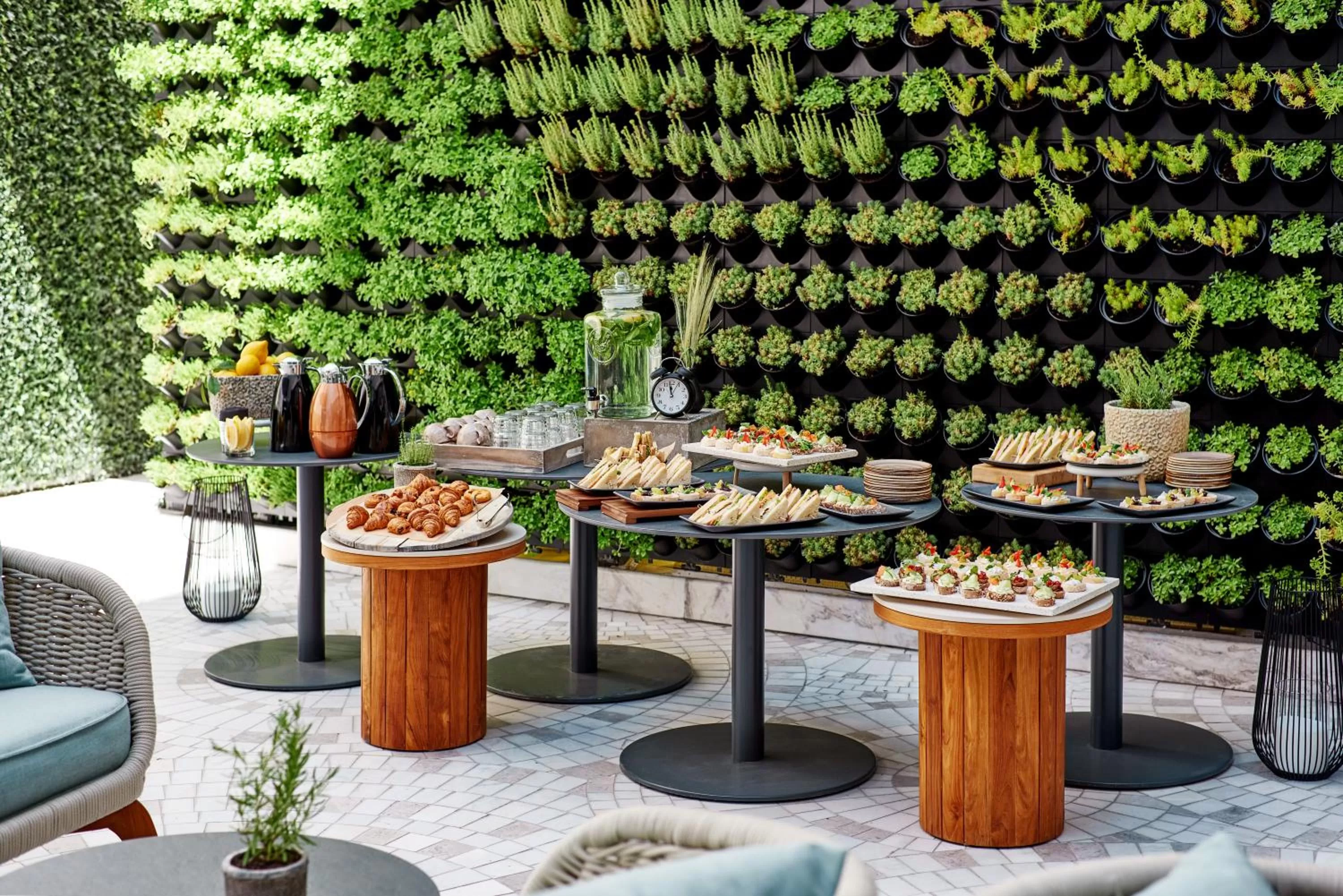 Food and drinks in Radisson Hotel City Centre Odesa