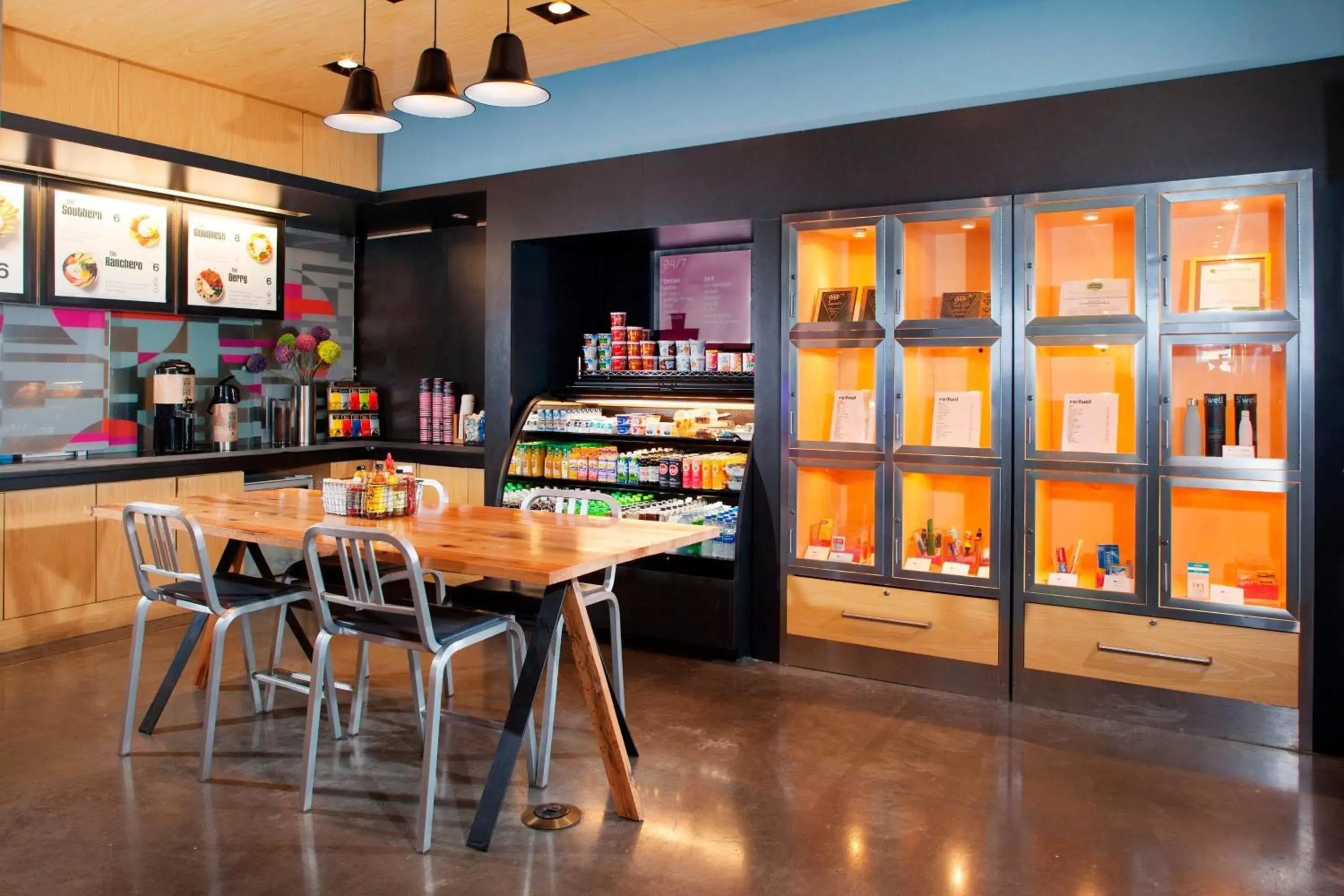 Restaurant/places to eat in Aloft Richmond West Short Pump