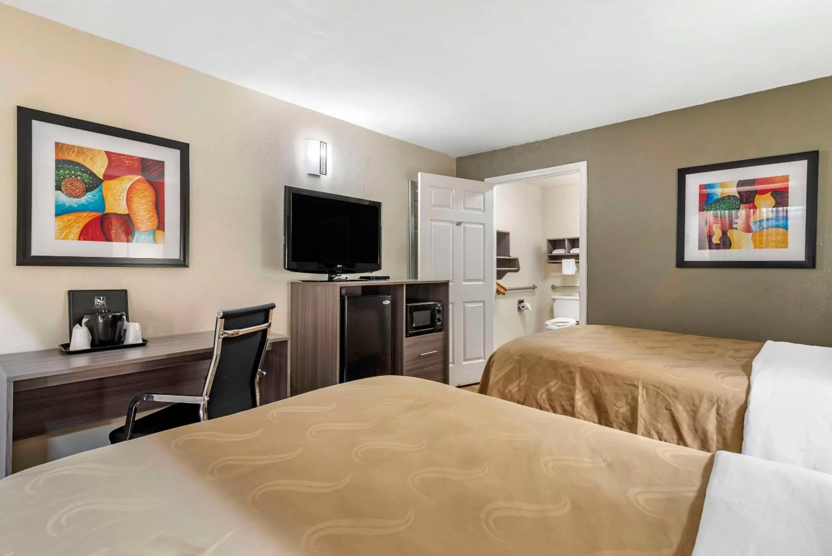 Bedroom, Bed in Quality Inn Conyers I-20 Bedroom, Bed in Quality Inn Conyers I-20