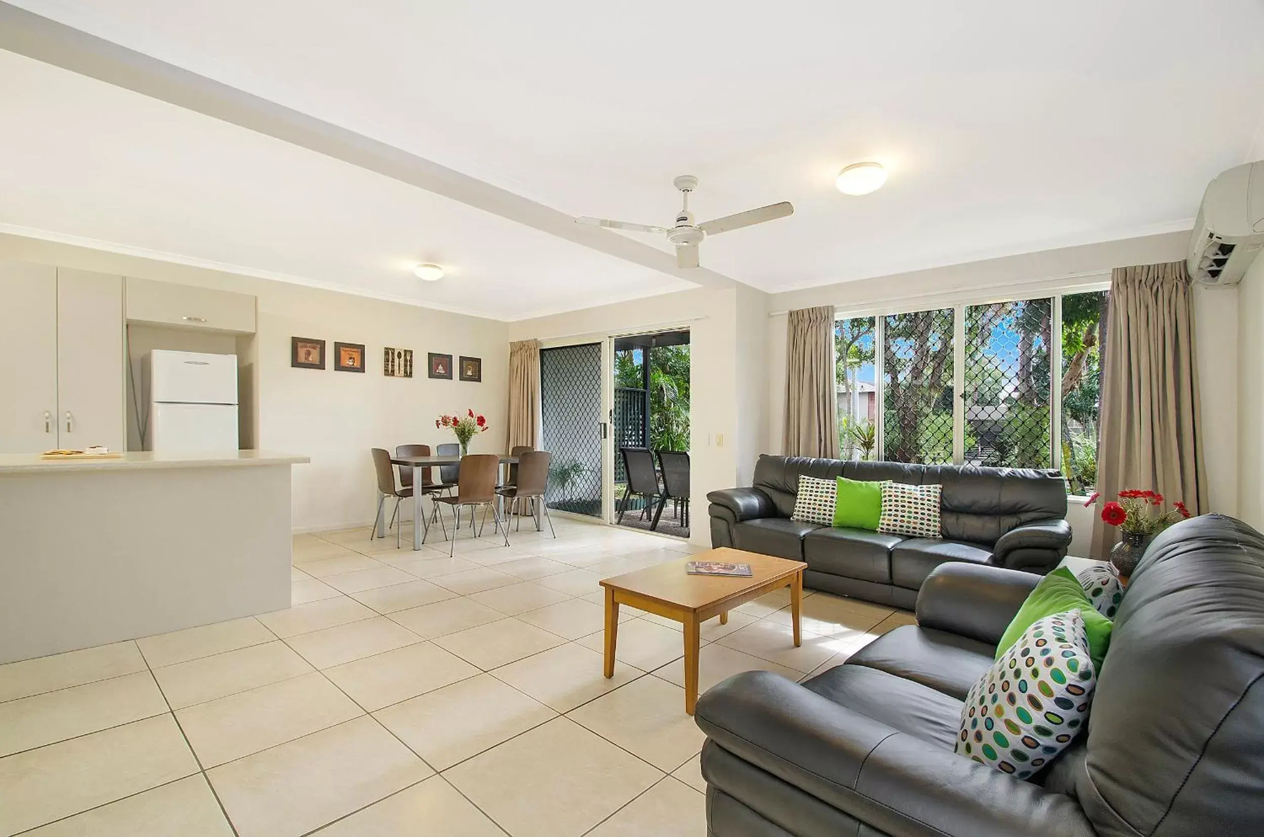 Living room in Ivory Palms Resort Noosa Living room in Ivory Palms Resort Noosa