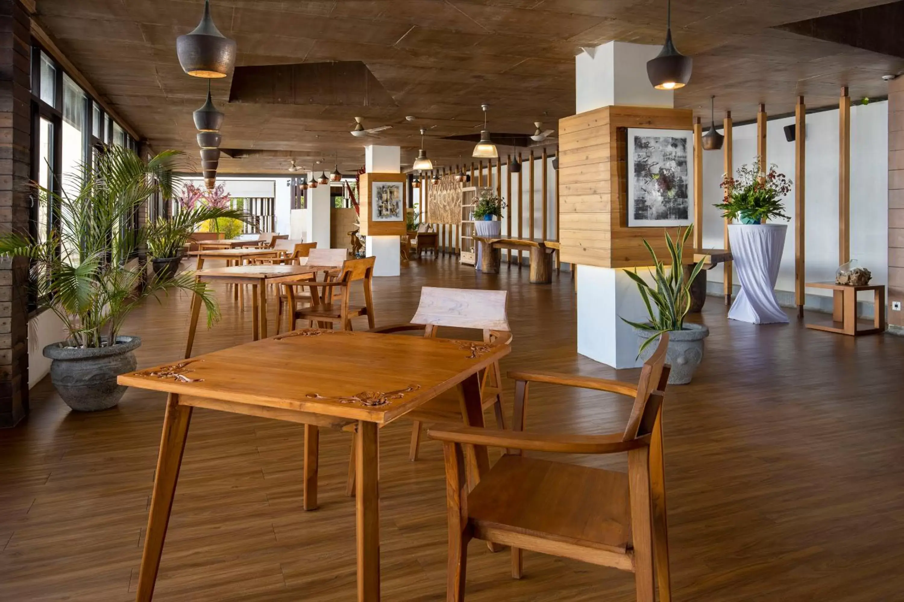 Restaurant/Places to Eat in Grand Inna Kuta Restaurant/Places to Eat in Grand Inna Kuta
