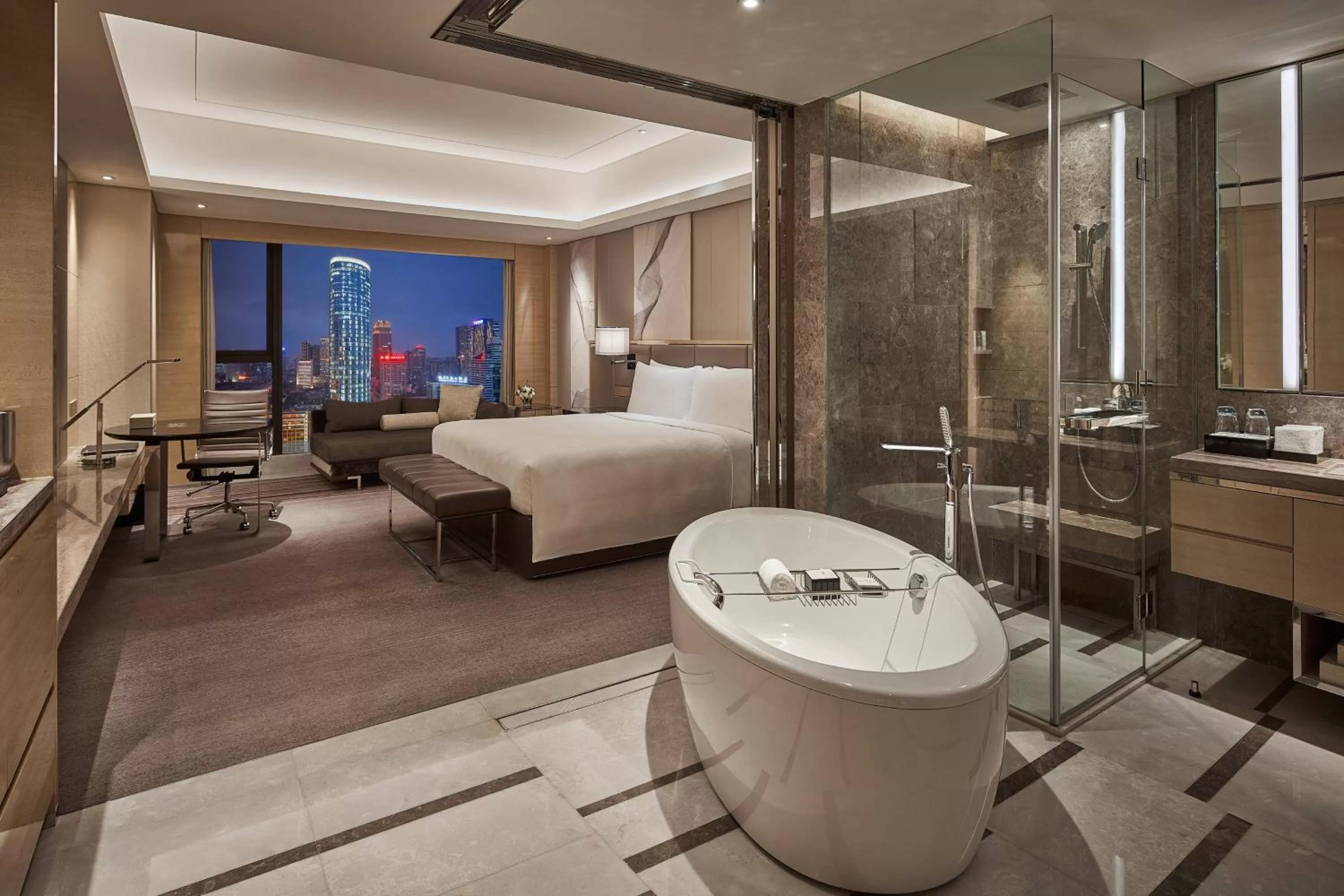 Photo of the whole room, Bed in JW Marriott Hotel Chengdu