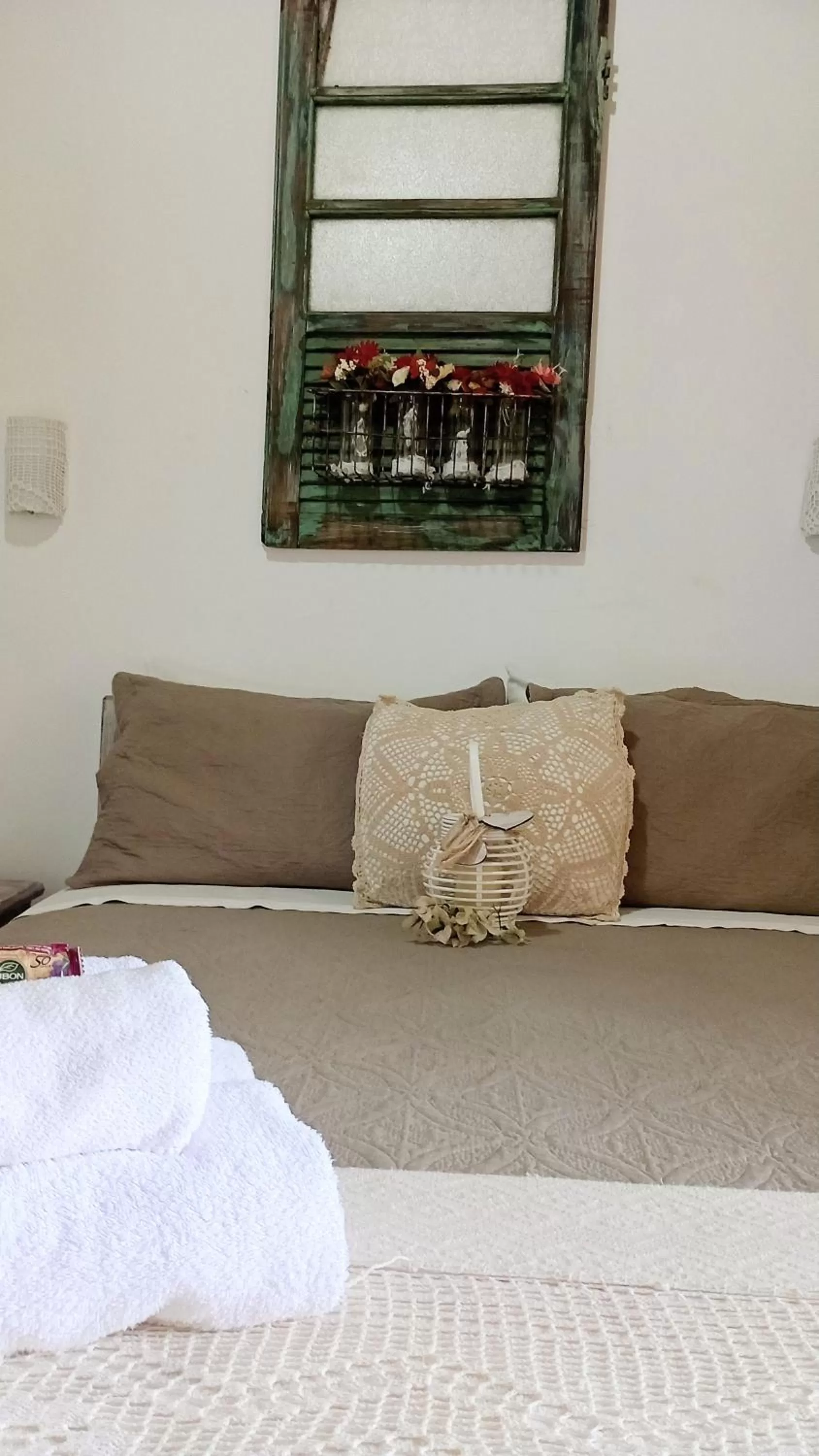 Bed in Hibiscos Pousada