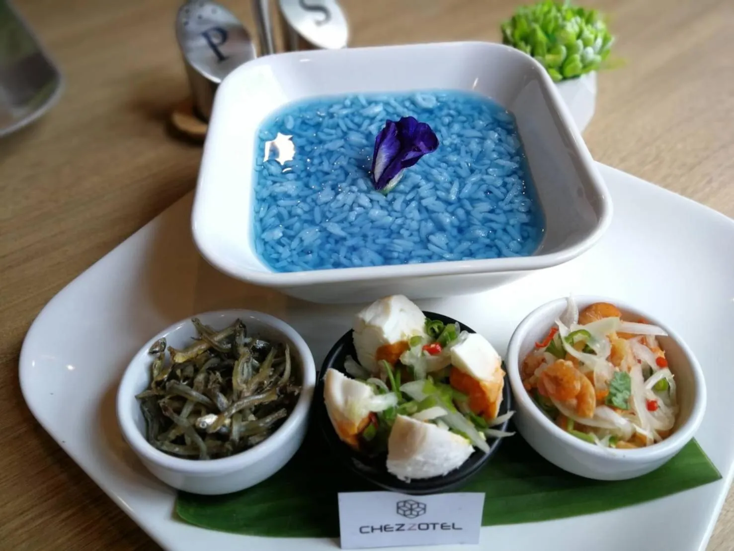 Food and drinks in Chezzotel Pattaya