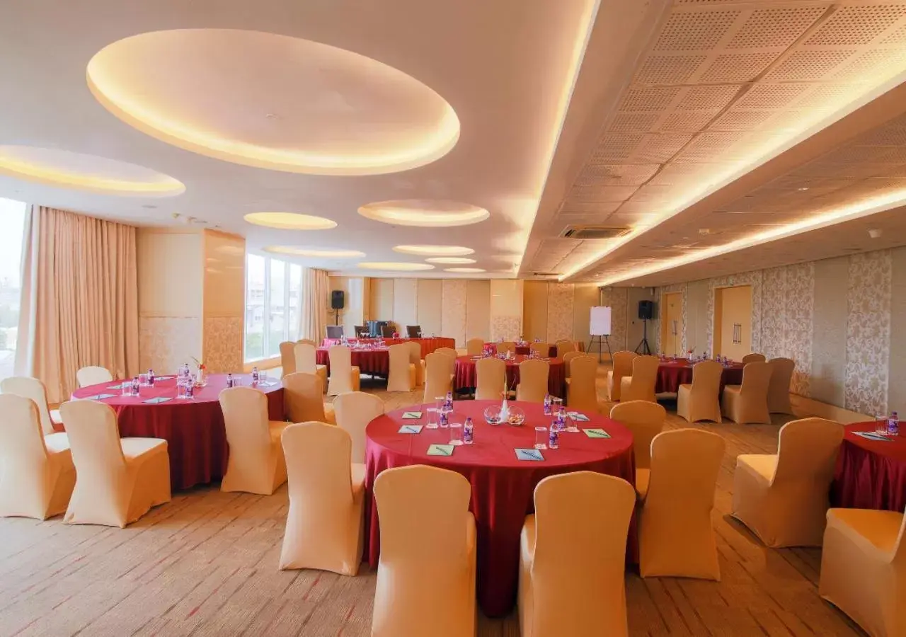 Banquet/Function facilities, Banquet Facilities in E Hotel