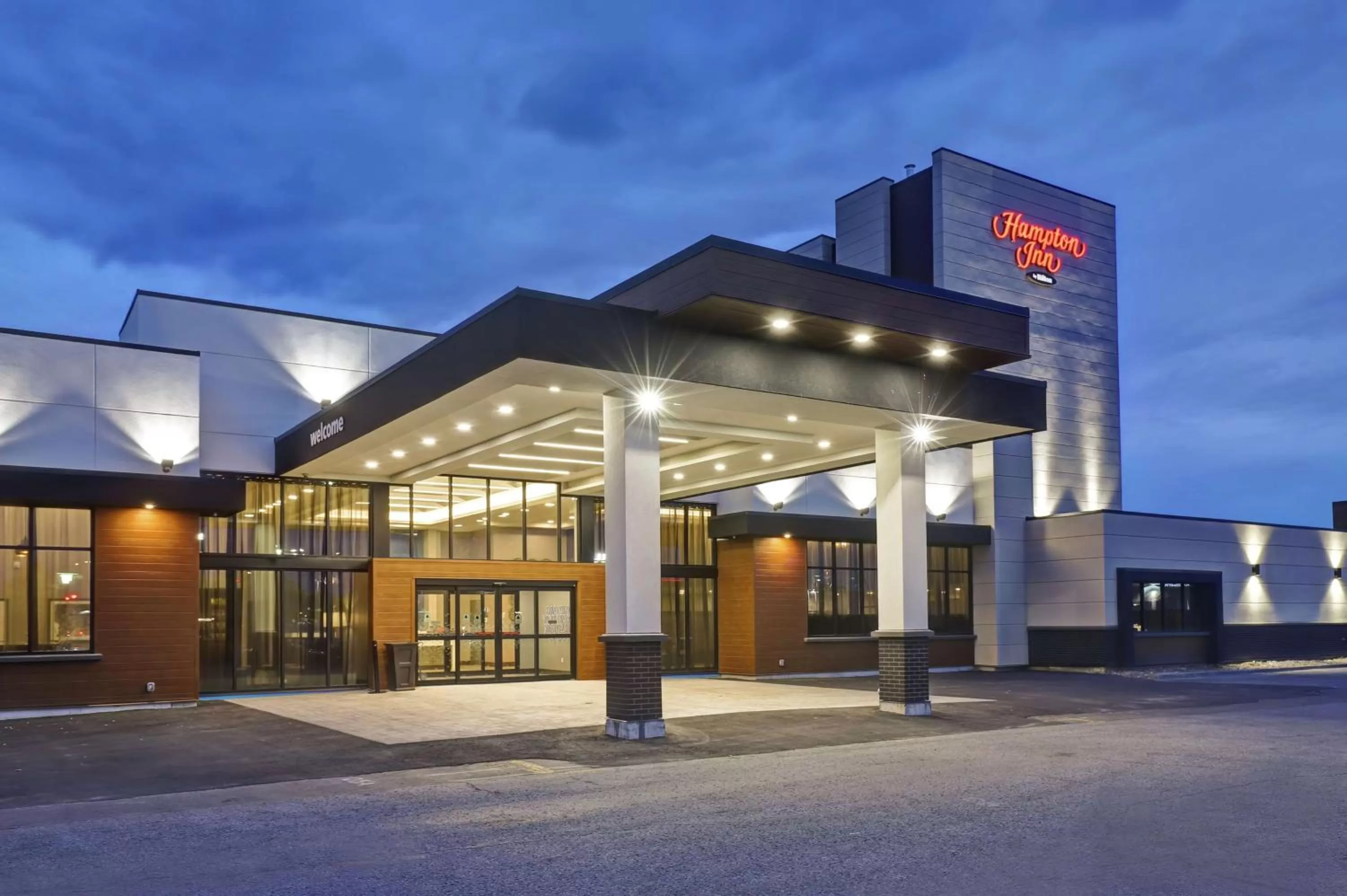 Property building in Hampton Inn St. Catharines Niagara