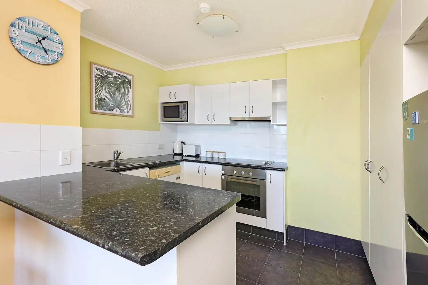 Kitchen or kitchenette, Kitchen/Kitchenette in Palmerston Tower