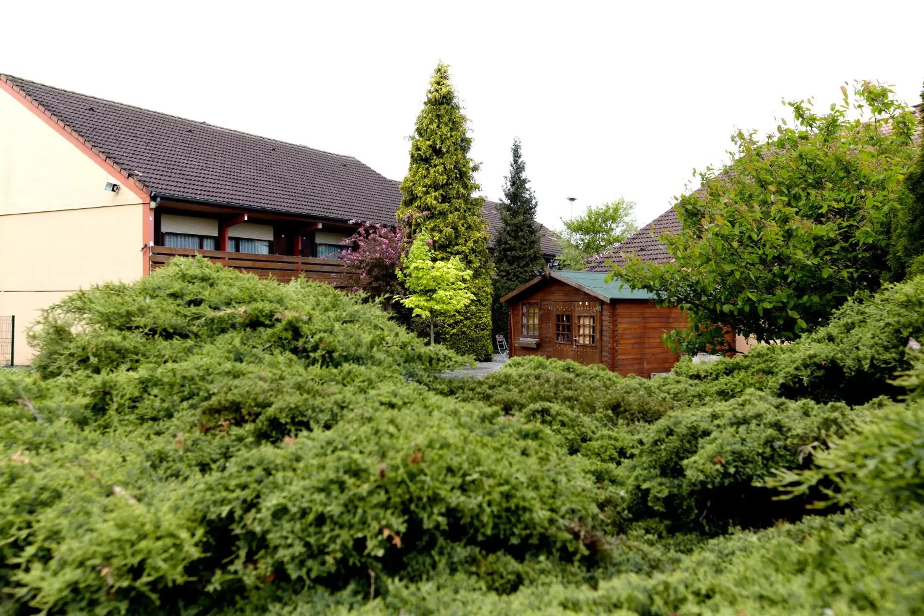 Garden, Property Building in Campanile Maubeuge