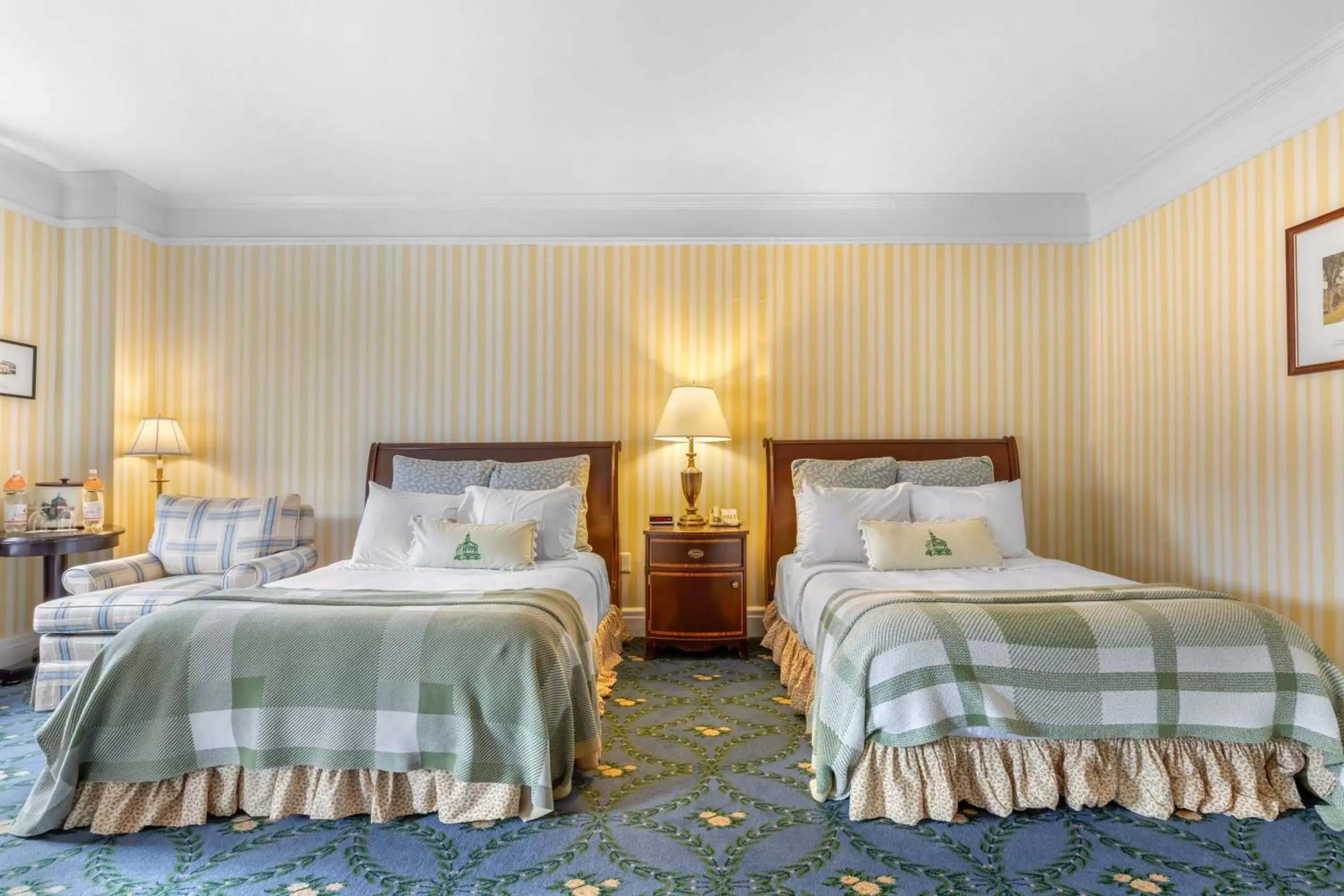 Photo of the whole room, Bed in The Omni Homestead Resort