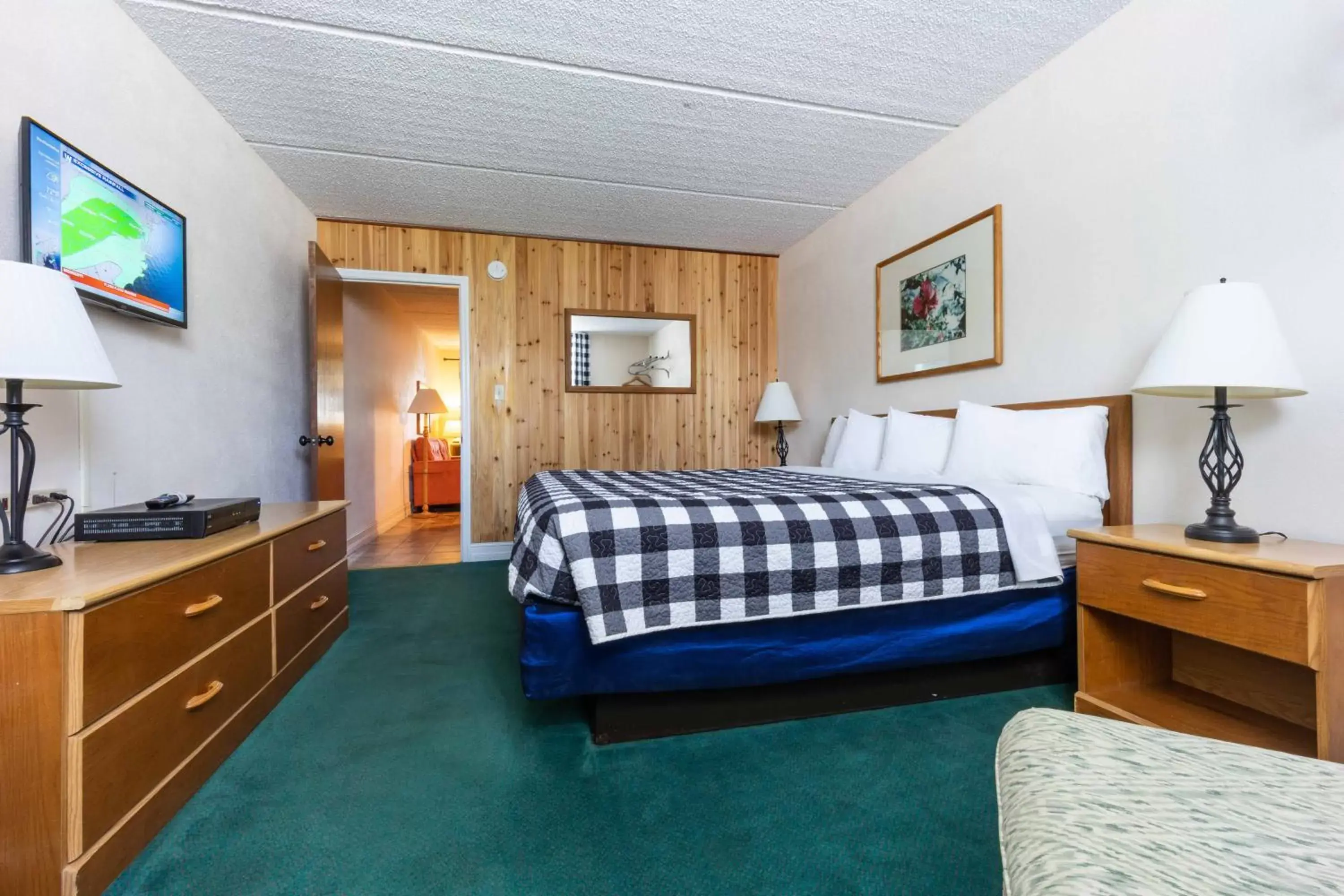 Bedroom, Bed in Steinhatchee River Inn and Marina