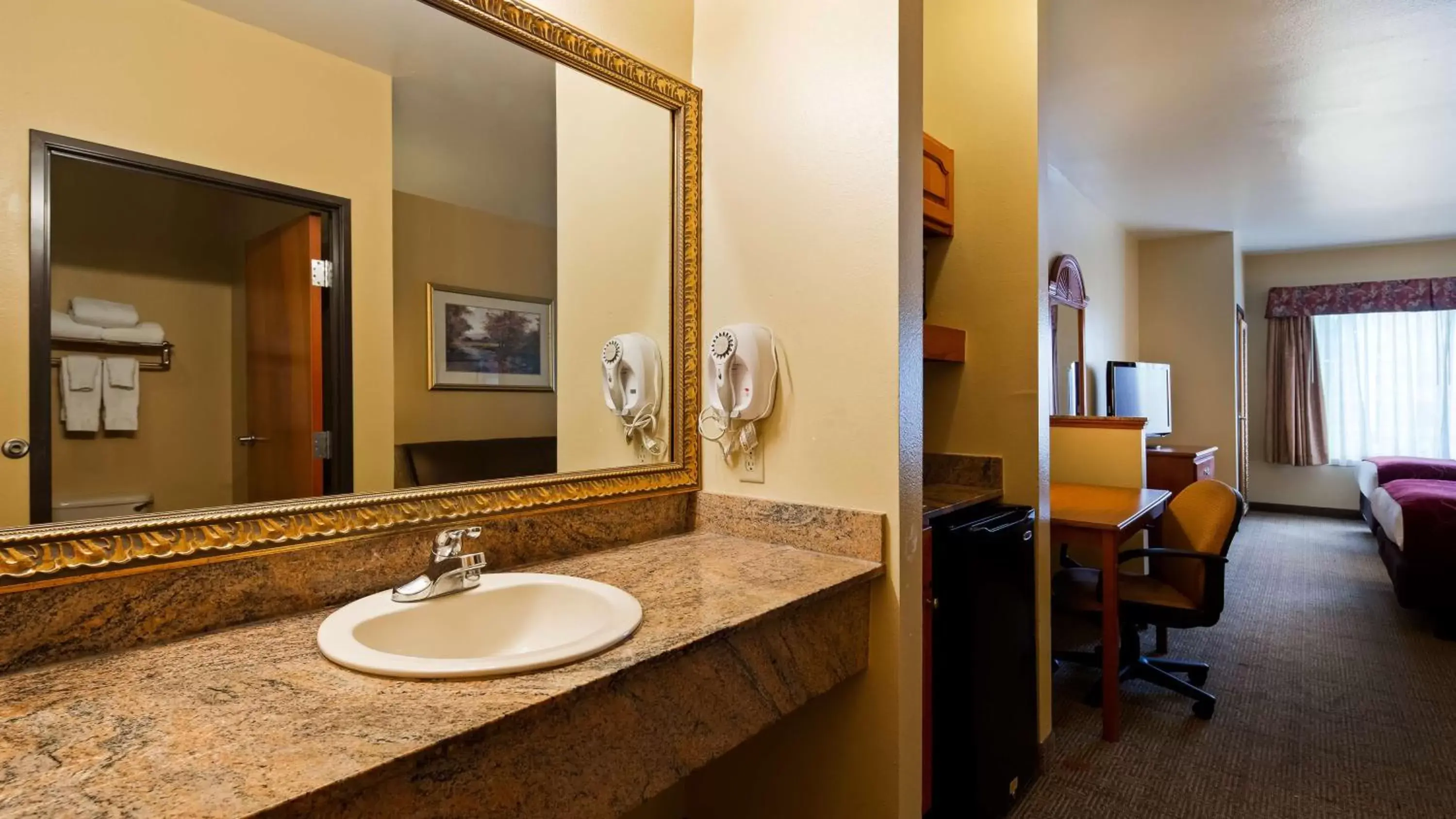 Bathroom in SureStay Plus Hotel by Best Western Mesquite