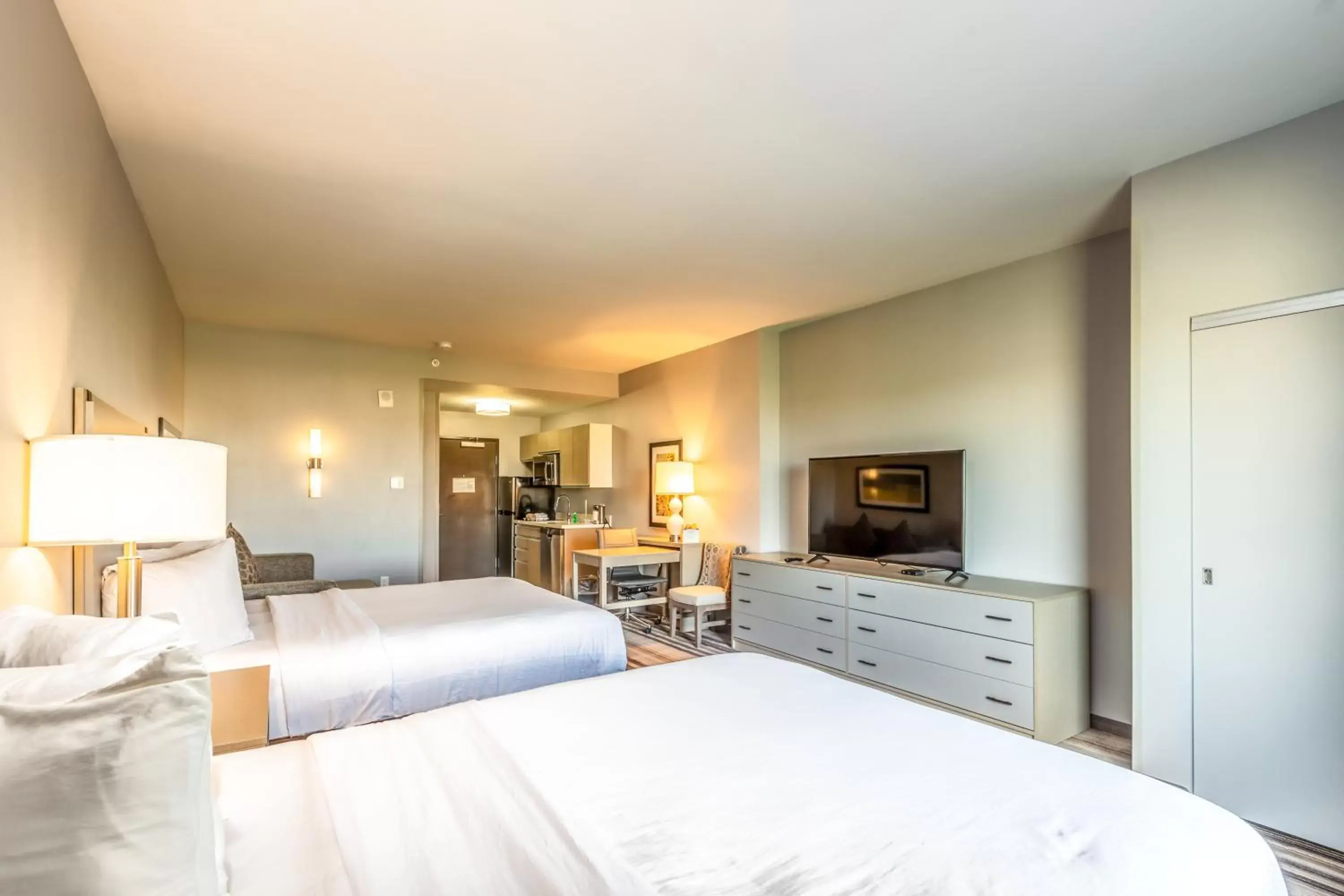 Suite with Two Queen Beds - Hearing Impaired Access/Non-Smoking in Hawthorn Suites by Wyndham Loveland Suite with Two Queen Beds - Hearing Impaired Access/Non-Smoking in Hawthorn Suites by Wyndham Loveland