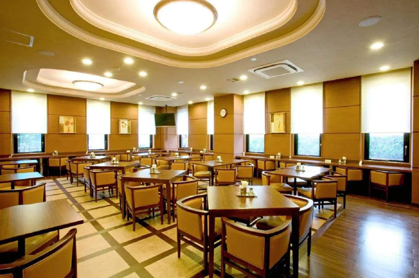 Restaurant/Places to Eat in Hotel Route-Inn Yatsushiro