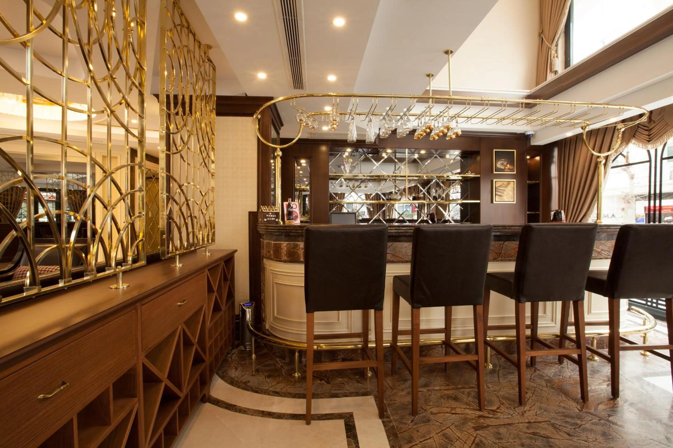 Lounge or bar in Beethoven Hotel - Special Category