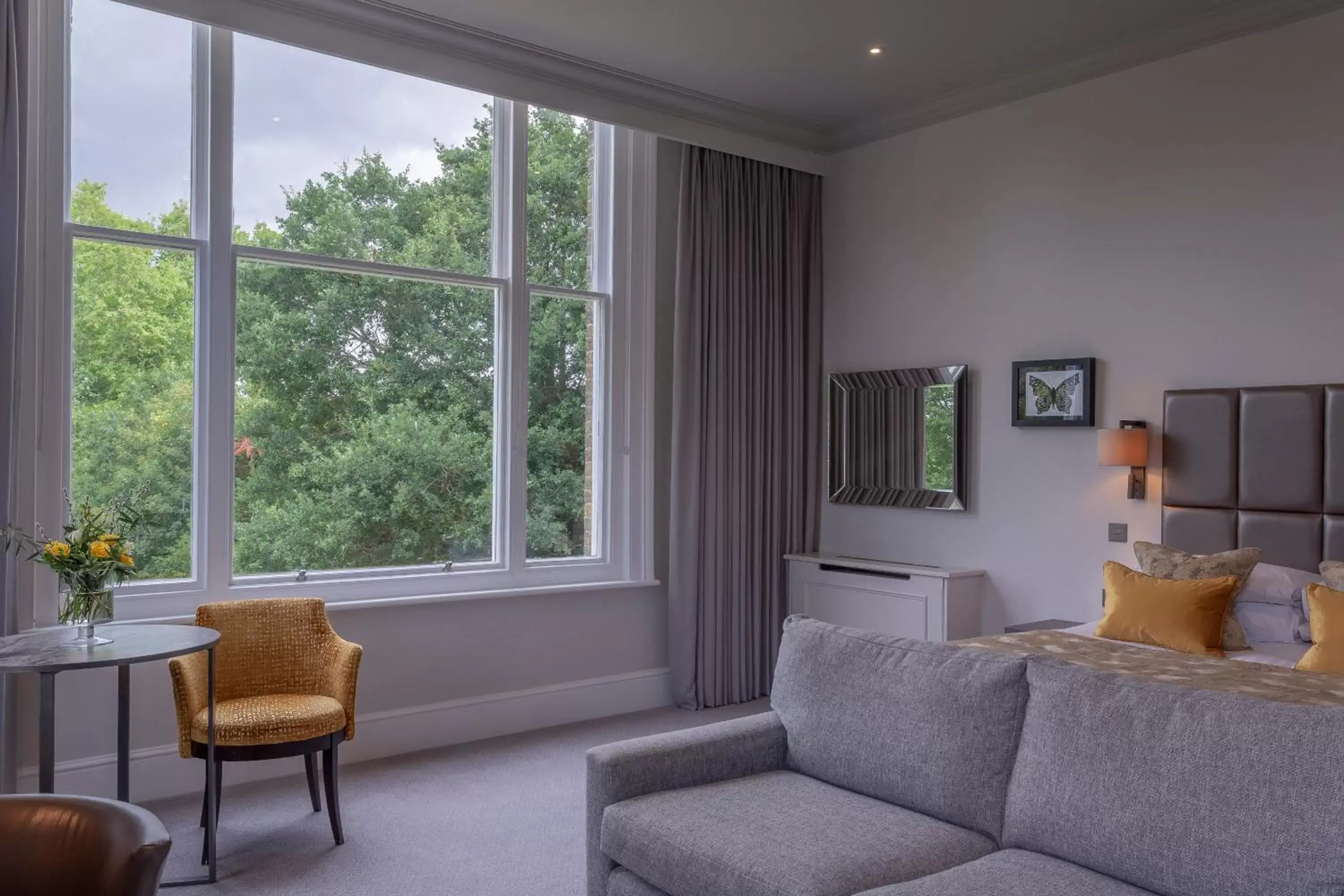 View (from property/room), Seating Area in Oatlands Park Hotel