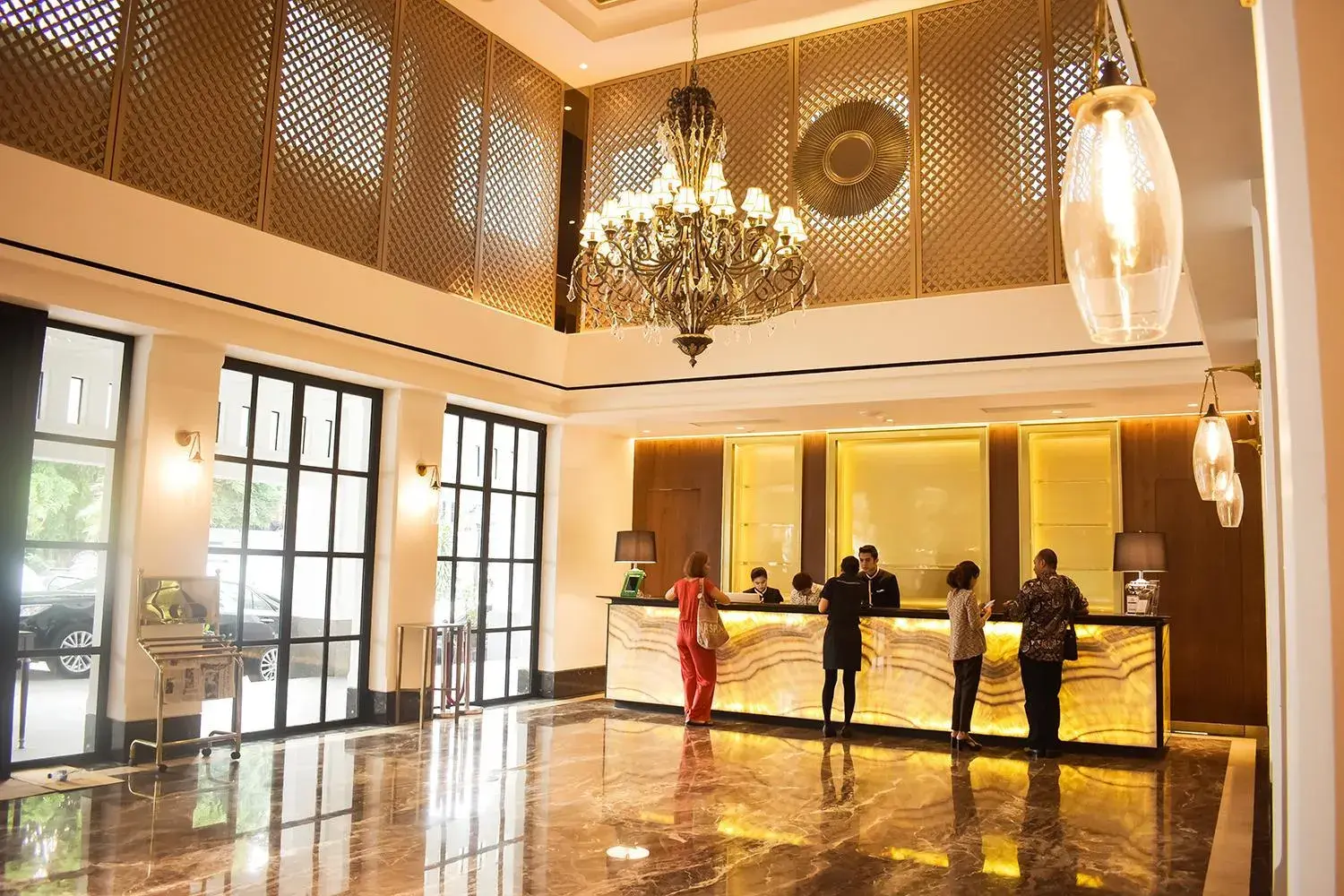 Lobby or reception in The Mirah Bogor Hotel