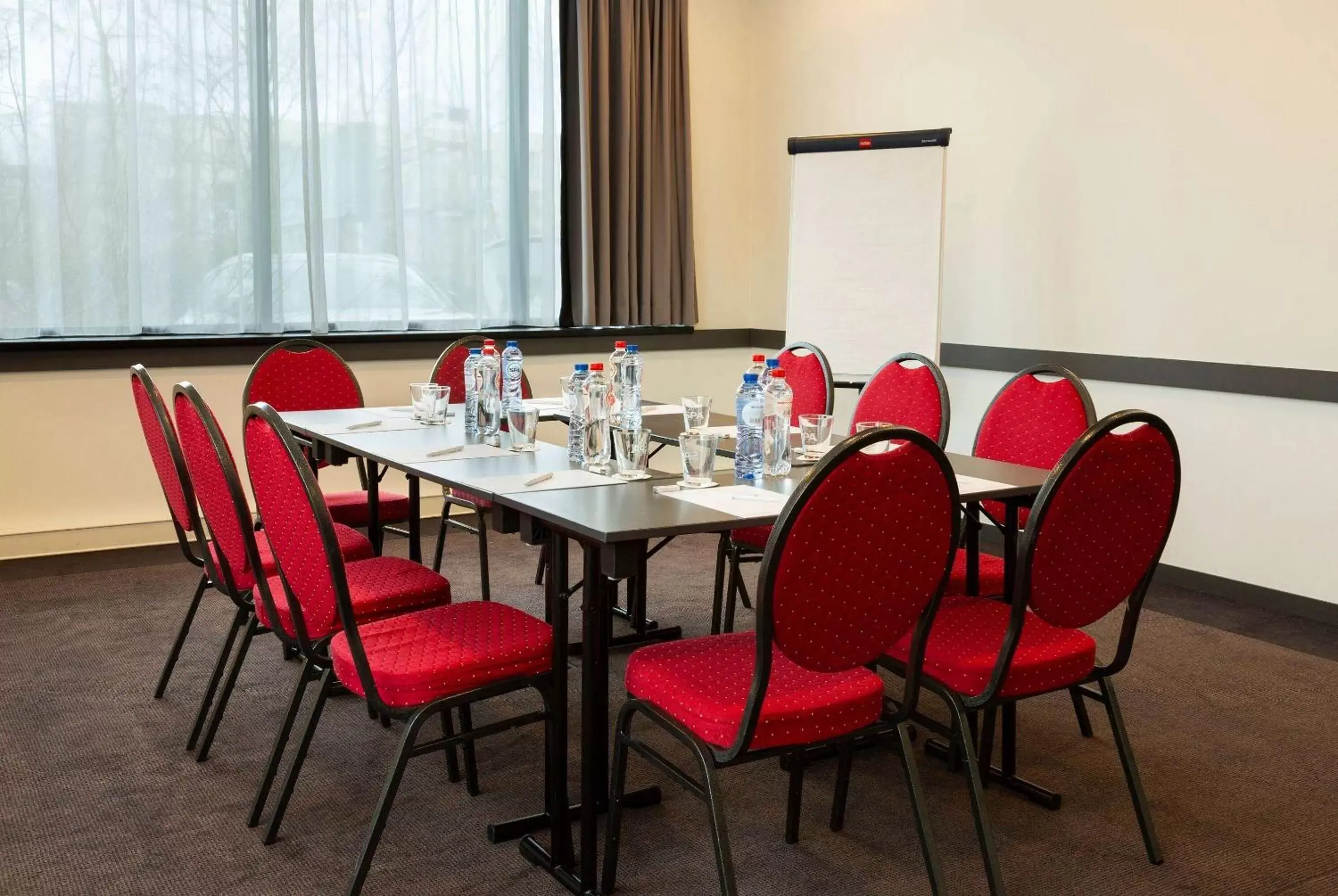 Meeting/conference room in Hotel Ramada Brussels Woluwe