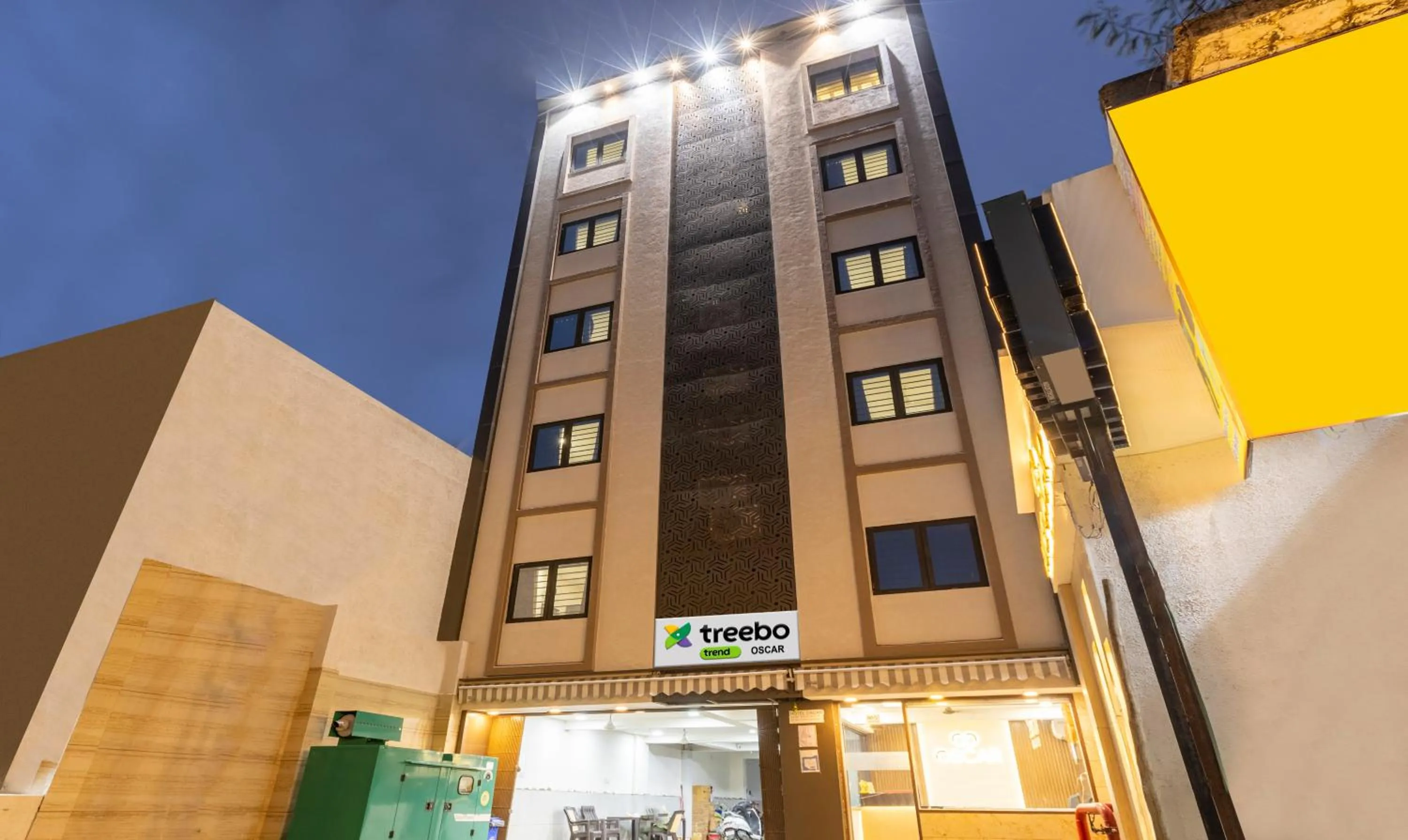 Facade/entrance in Treebo Oscar